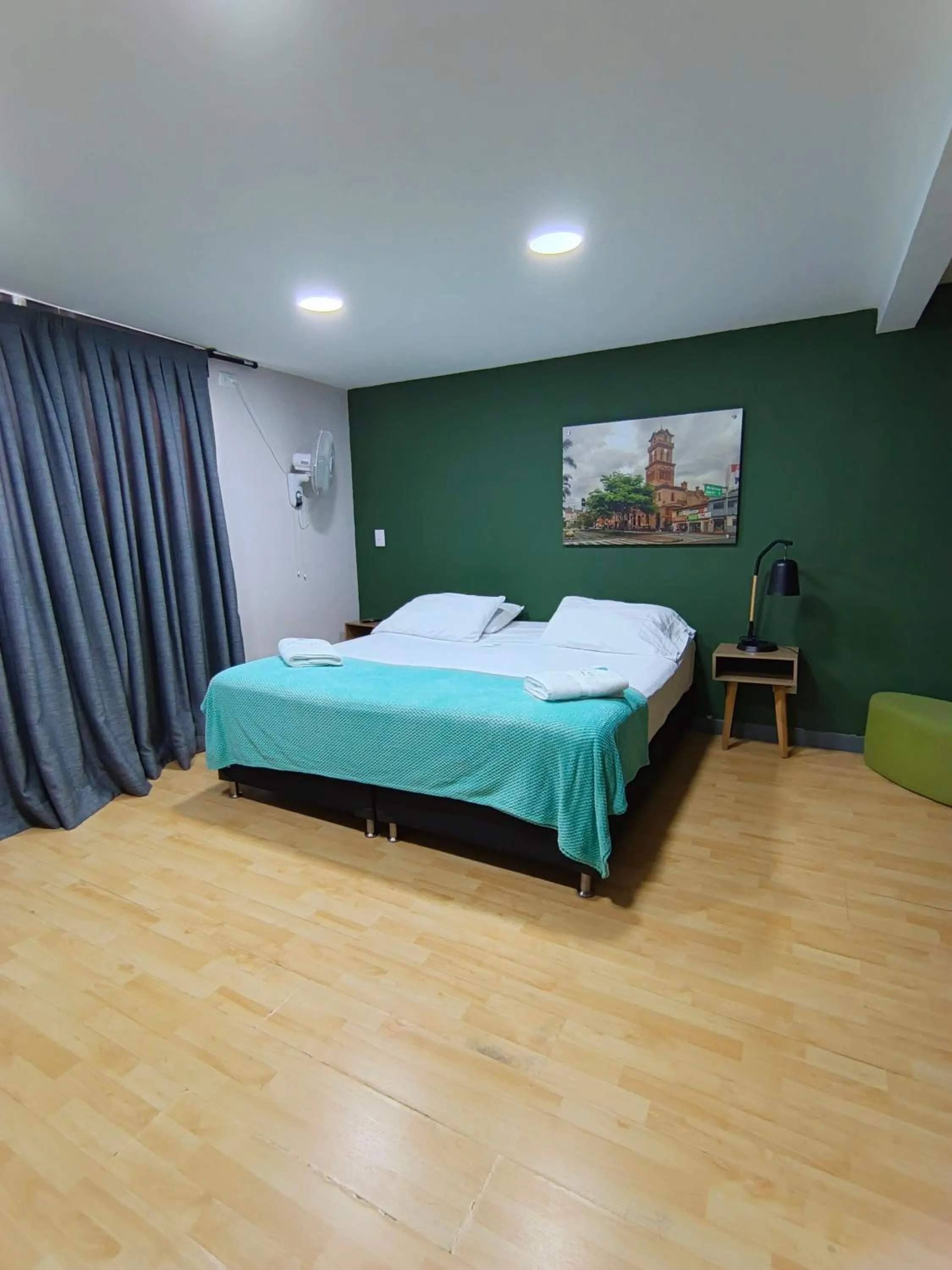 Bedroom, Bed in Poblado Park Guest House