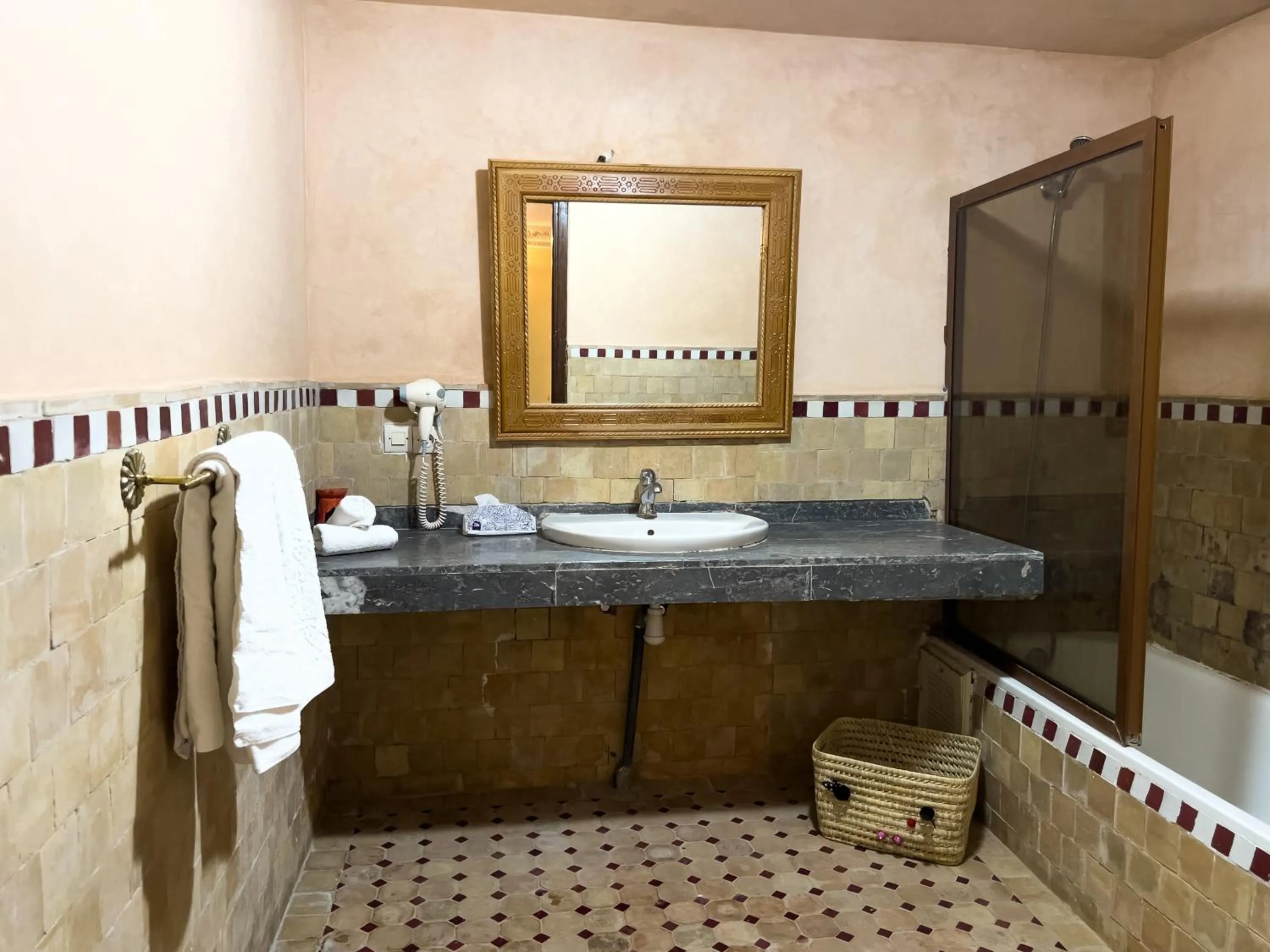 Bathroom in Riad Pacha Palace