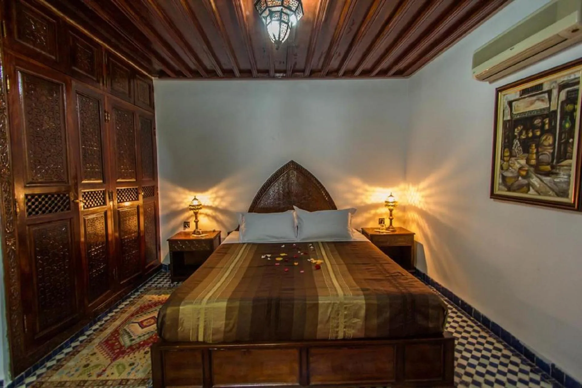 Photo of the whole room, Bed in Riad Pacha Palace