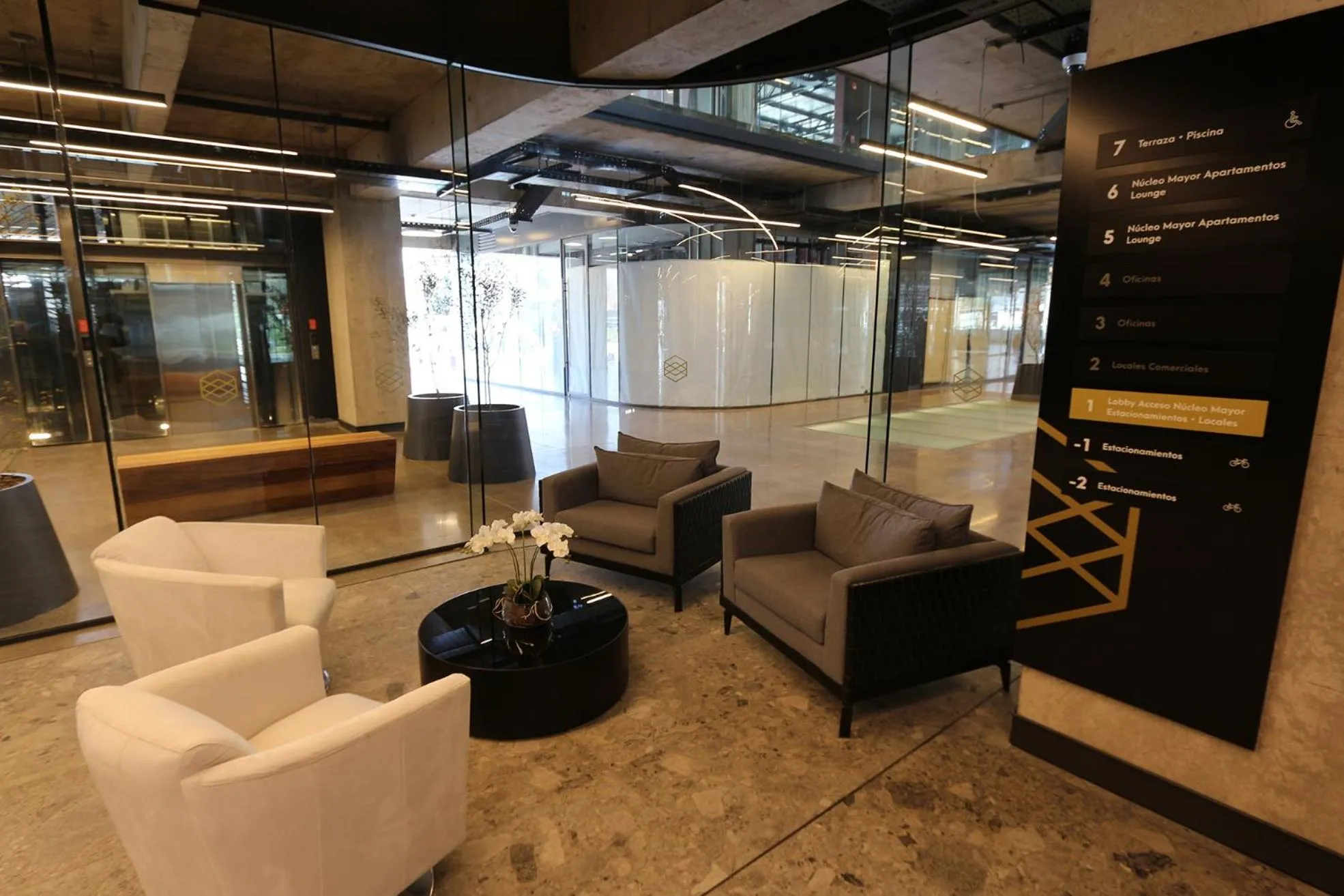 Lobby or reception in Nucleo Mayor Apart