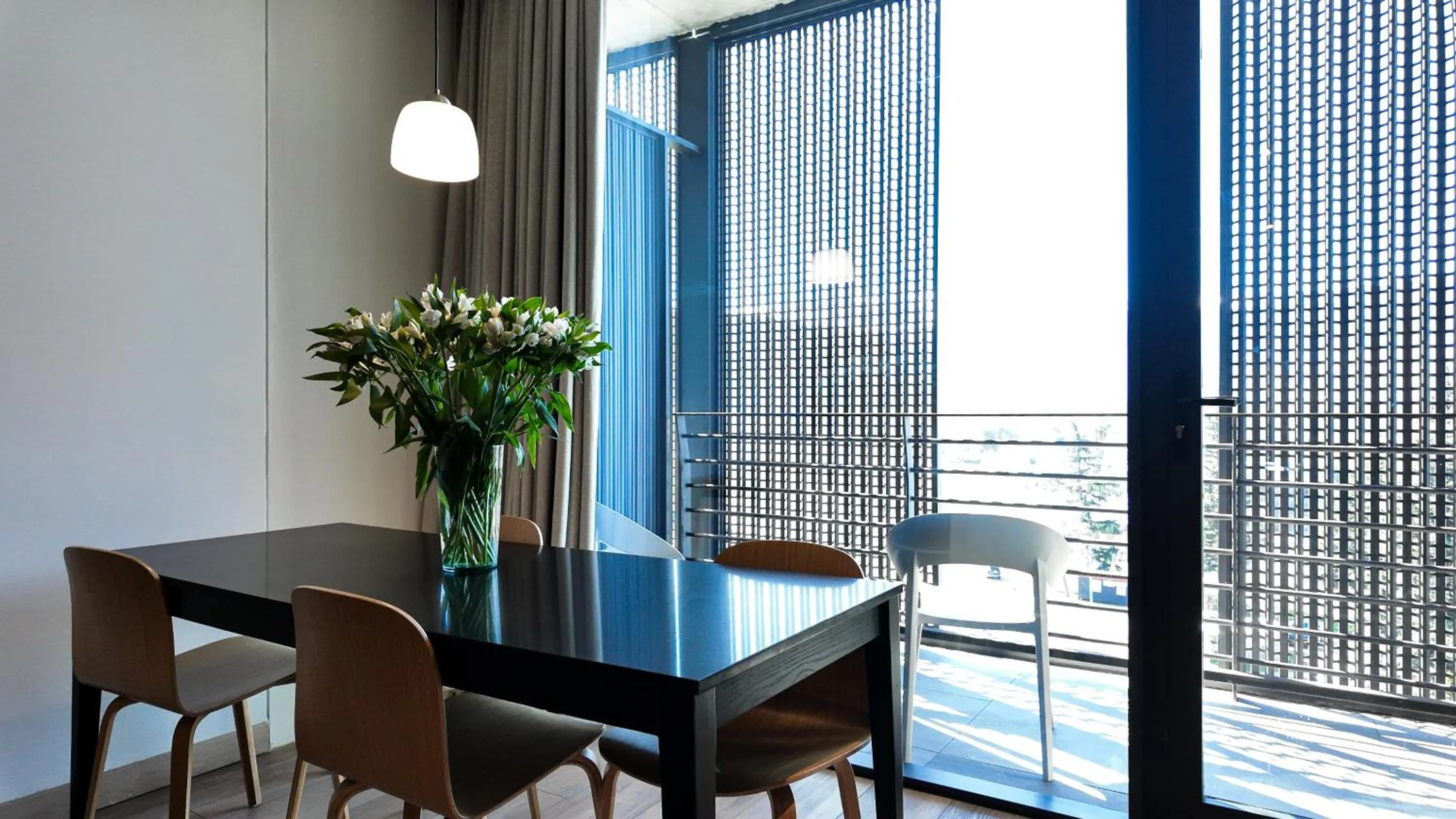 Food in Nucleo Mayor Apart