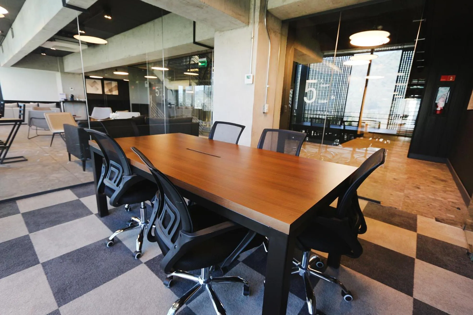 Meeting/conference room in Nucleo Mayor Apart