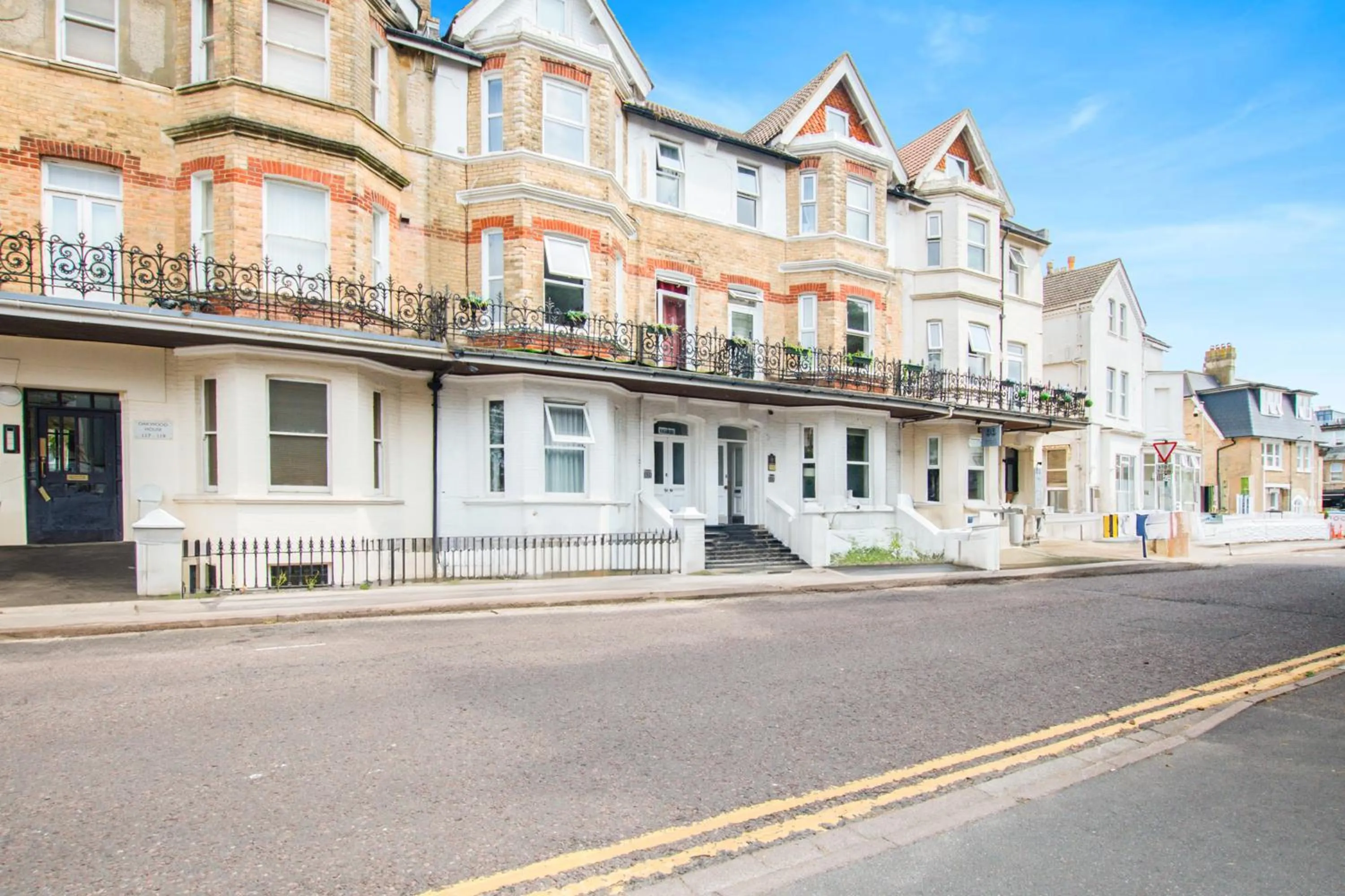 Property building in OYO The Lodge Bournemouth