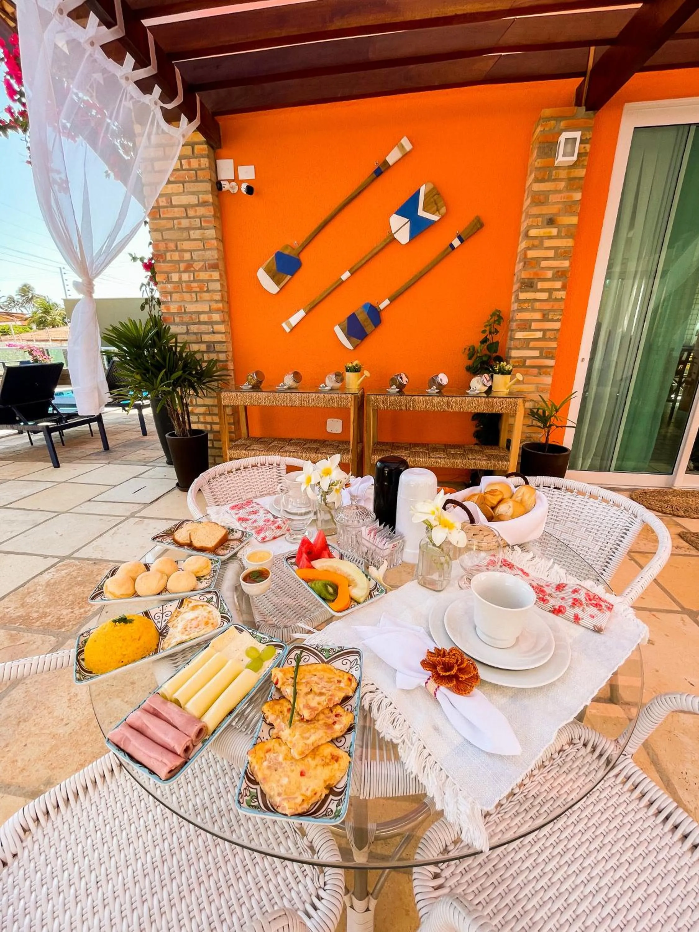 Restaurant/places to eat in Pousada das Flores