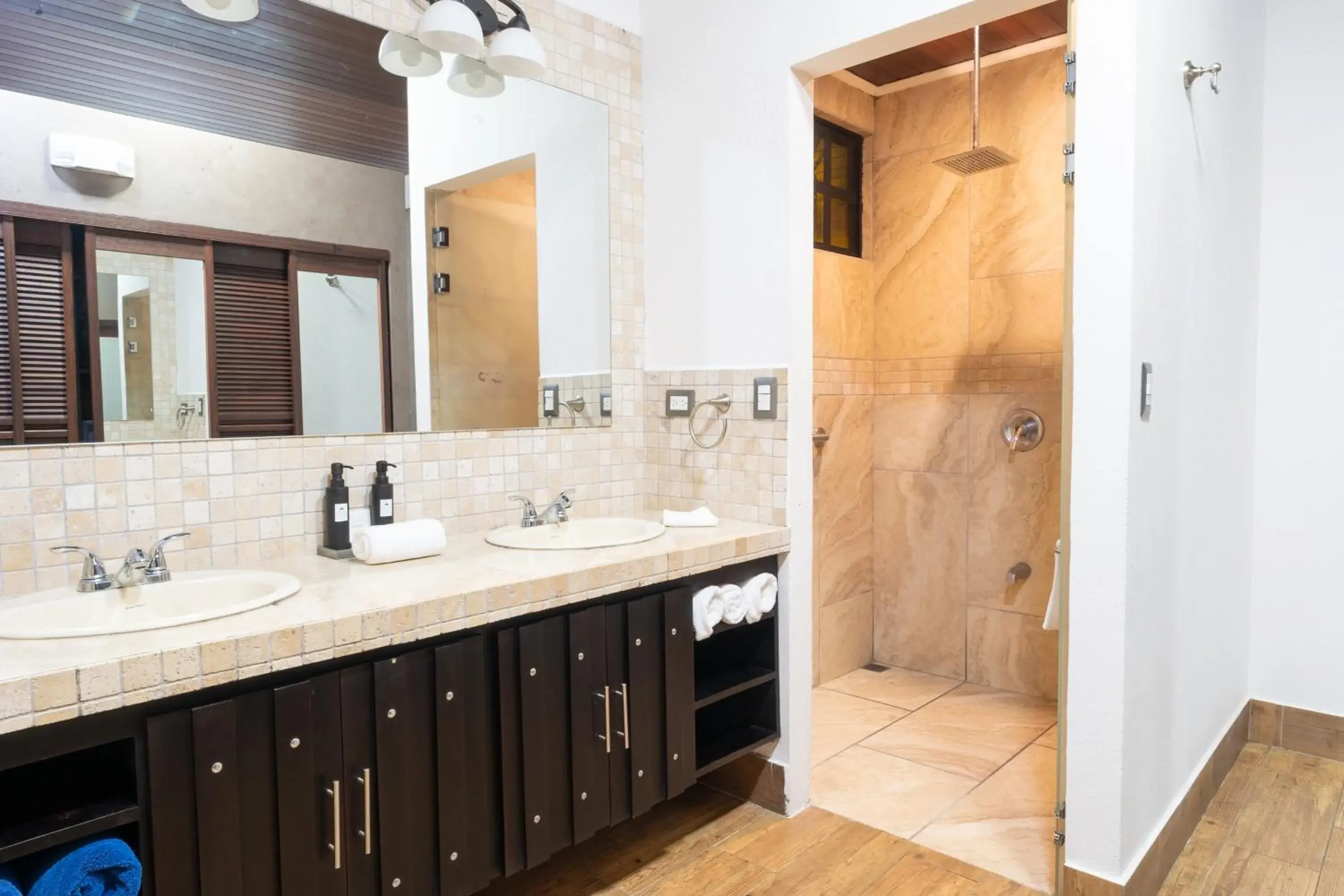 Deluxe Triple Room - single occupancy in Hotel Boutique Casa Del Rio Deluxe Triple Room - single occupancy in Hotel Boutique Casa Del Rio