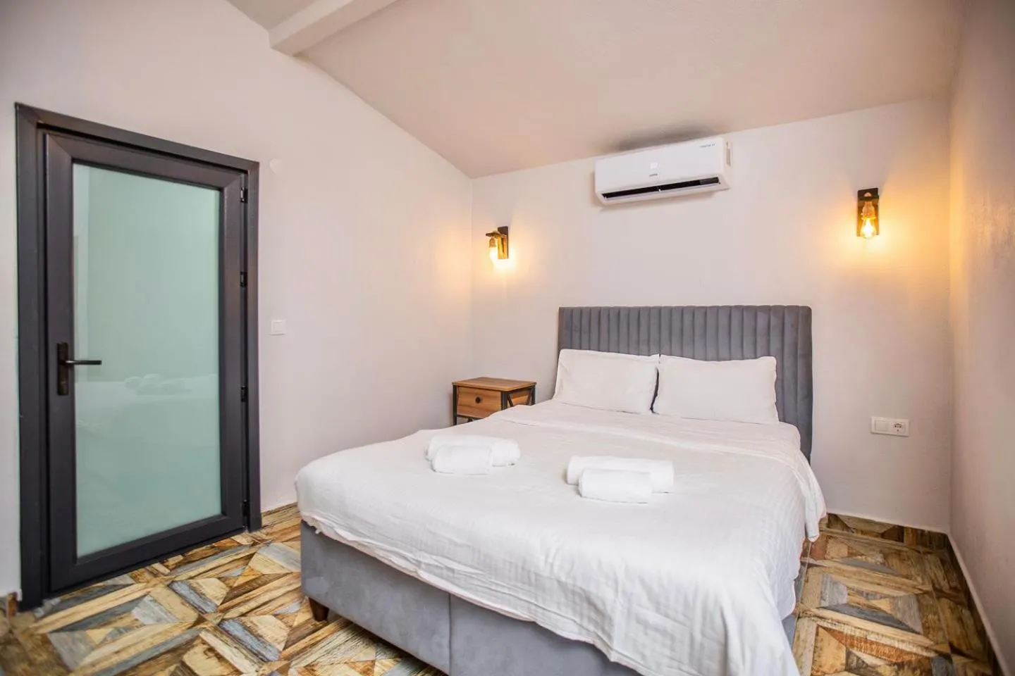 Bed in Sapancaminihouse