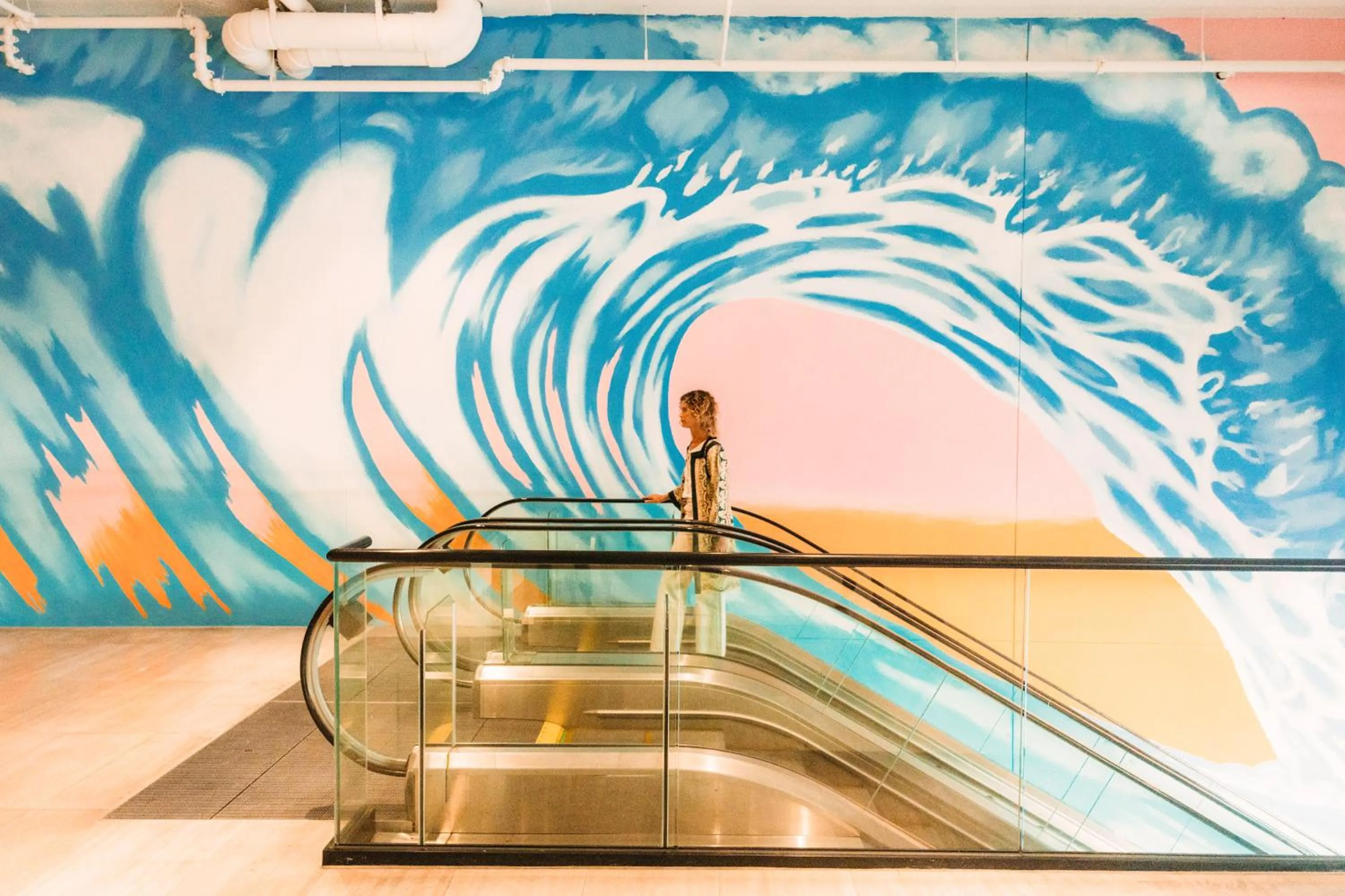 Facade/entrance in Sonder at Riverwalk