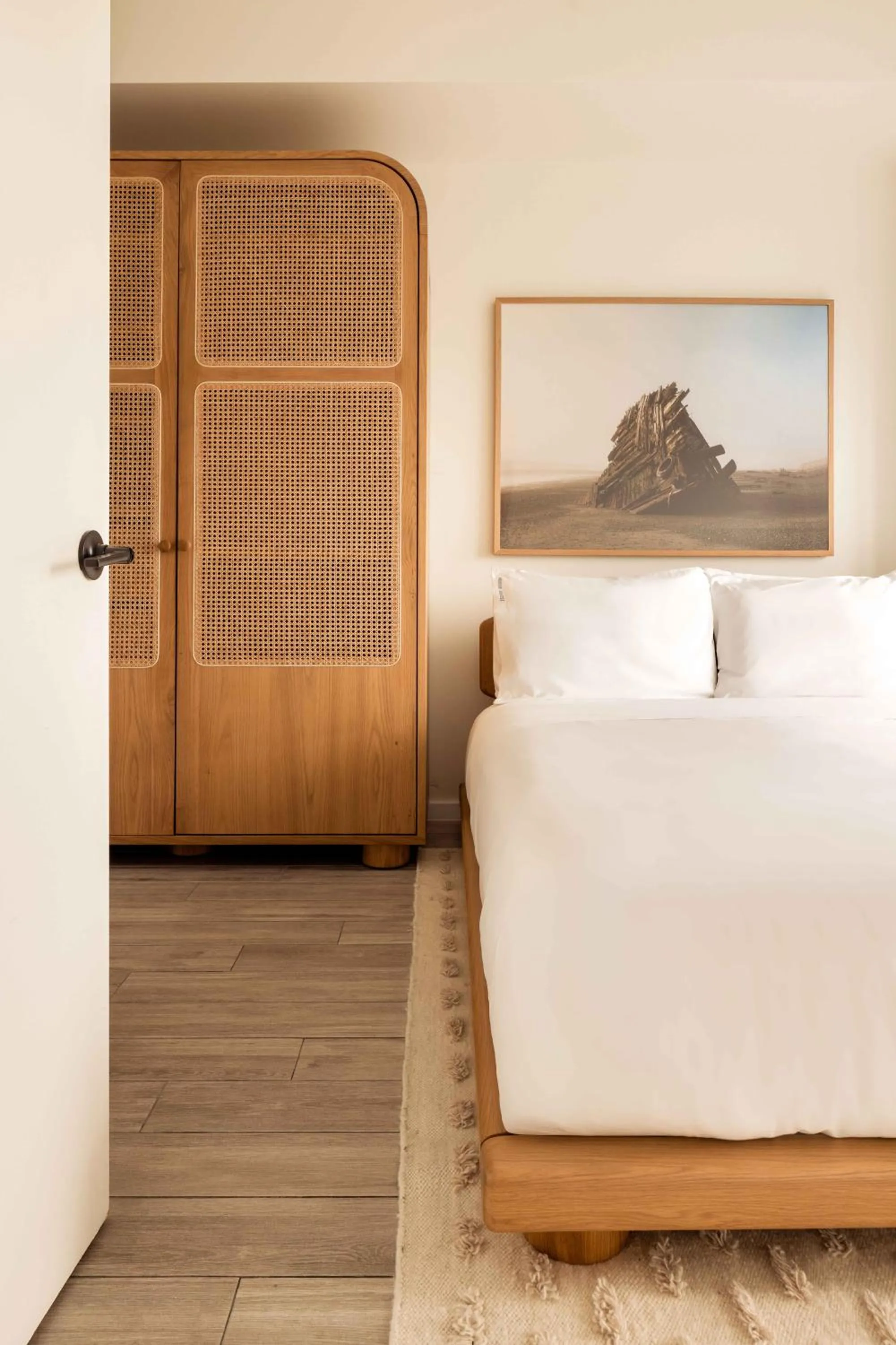 Bed in Sonder at Riverwalk