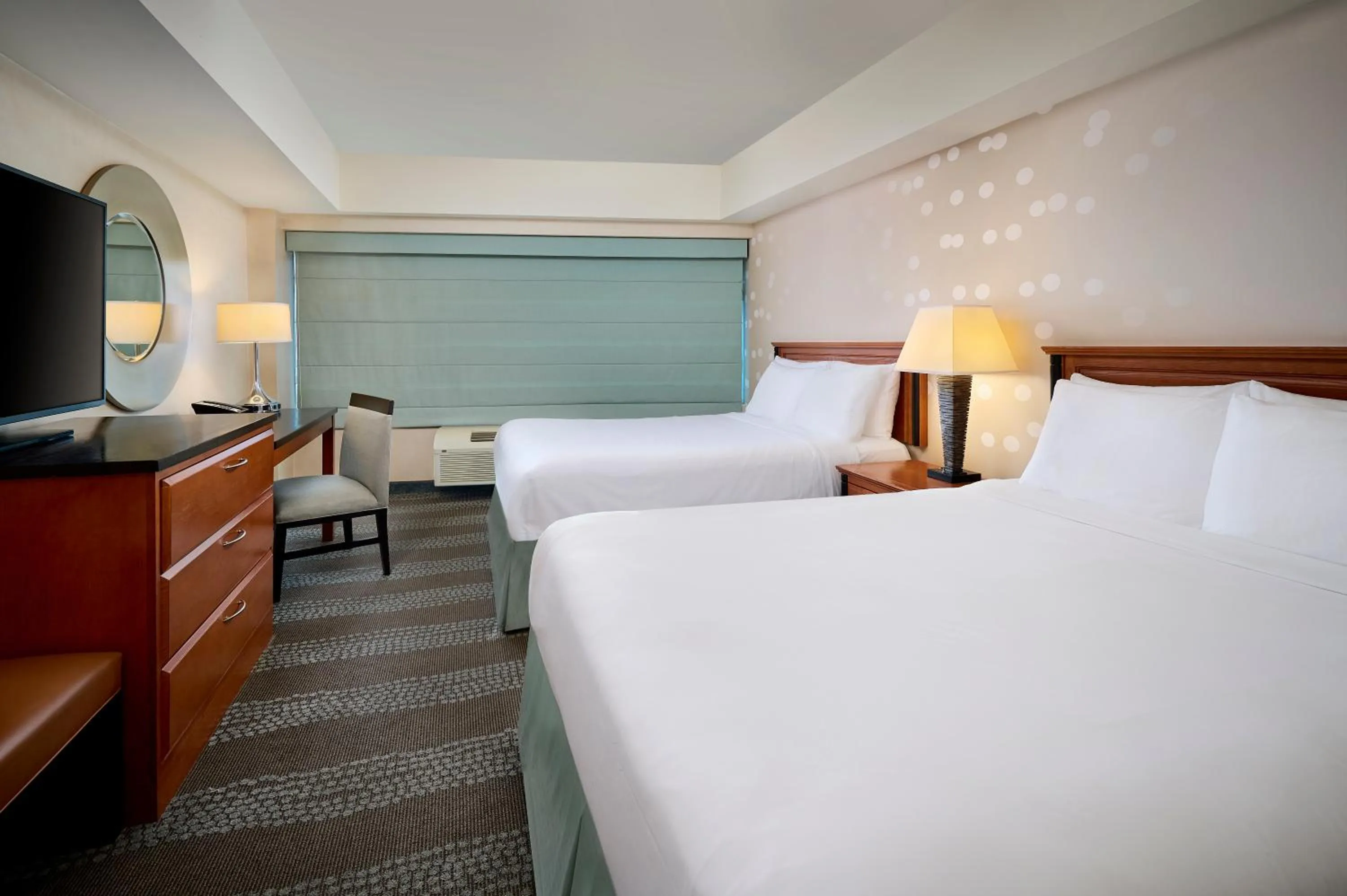 Bedroom in Niagara Fallsview Hotel