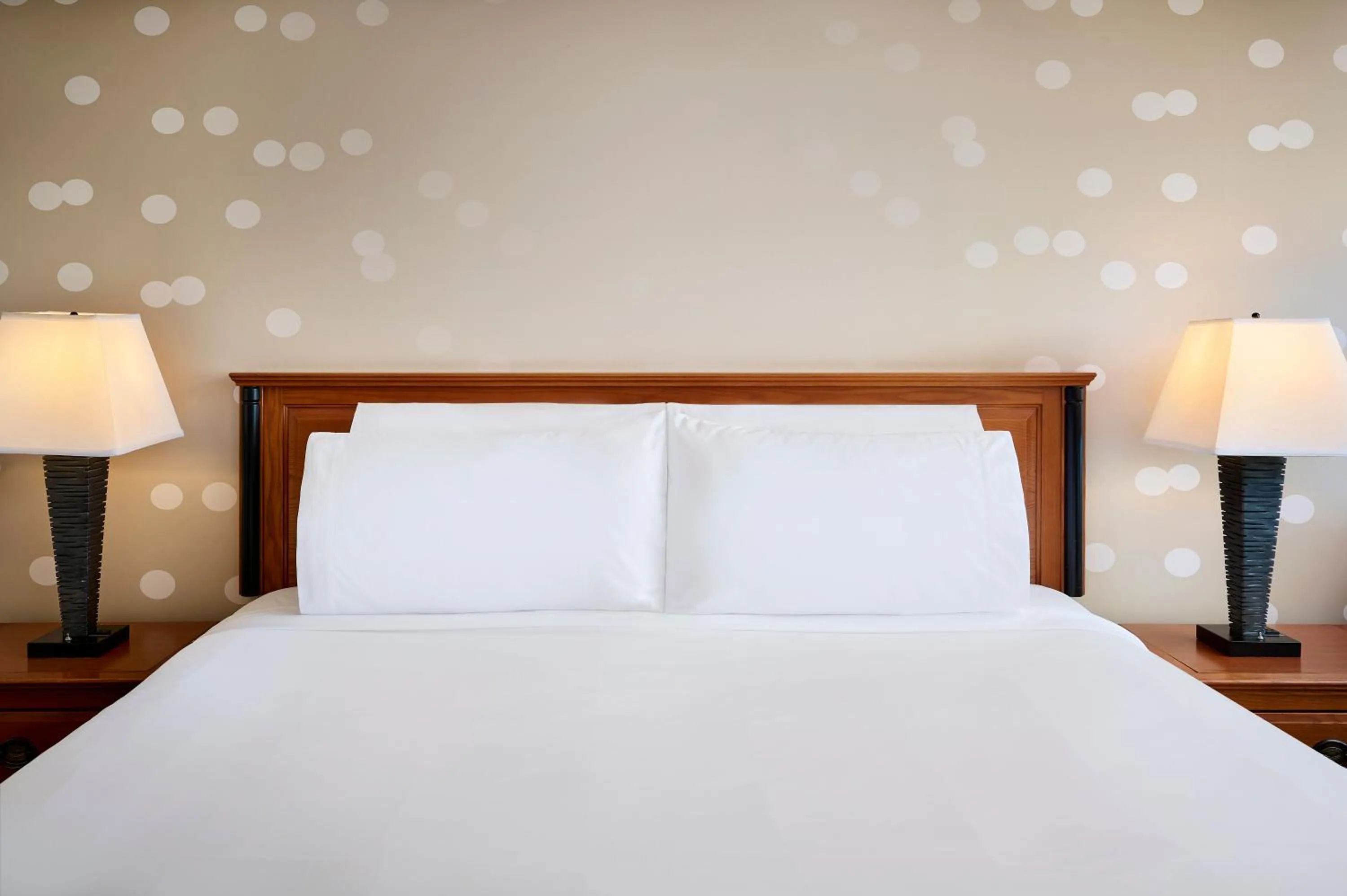 Bedroom in Niagara Fallsview Hotel