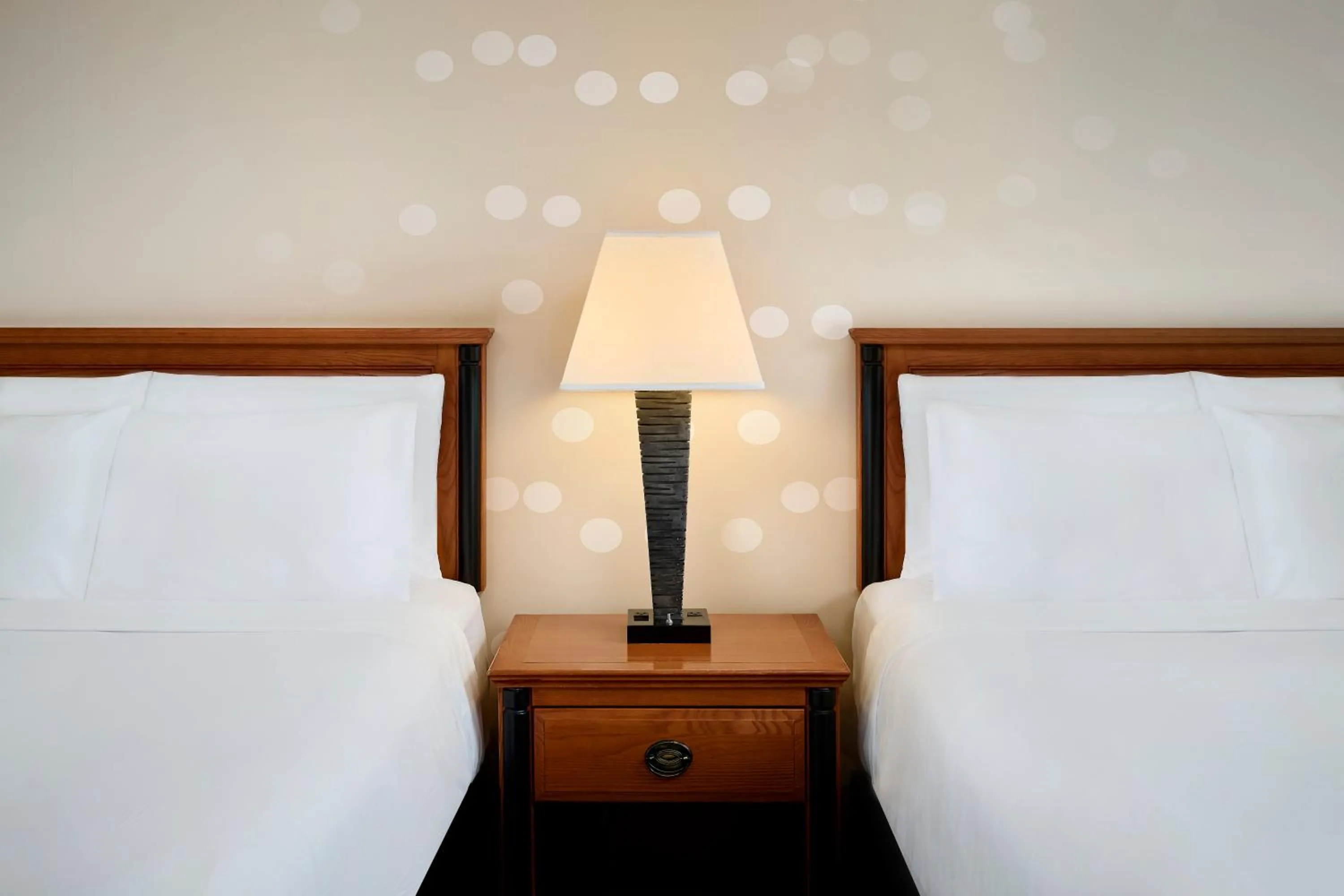 Bedroom in Niagara Fallsview Hotel