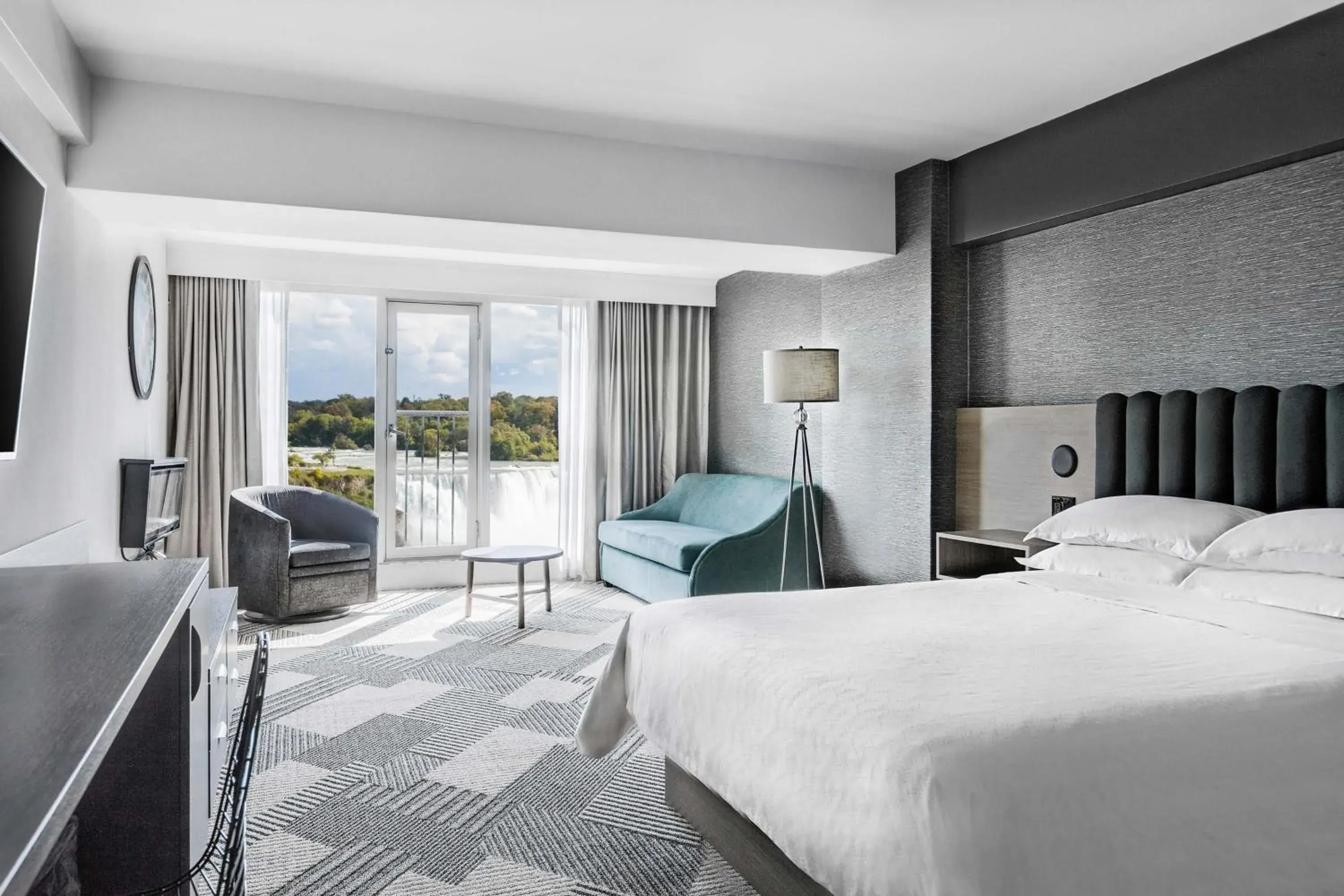 King Room with Juliet Balcony, Sofa Bed and Falls View in Sheraton Fallsview Hotel King Room with Juliet Balcony, Sofa Bed and Falls View in Sheraton Fallsview Hotel