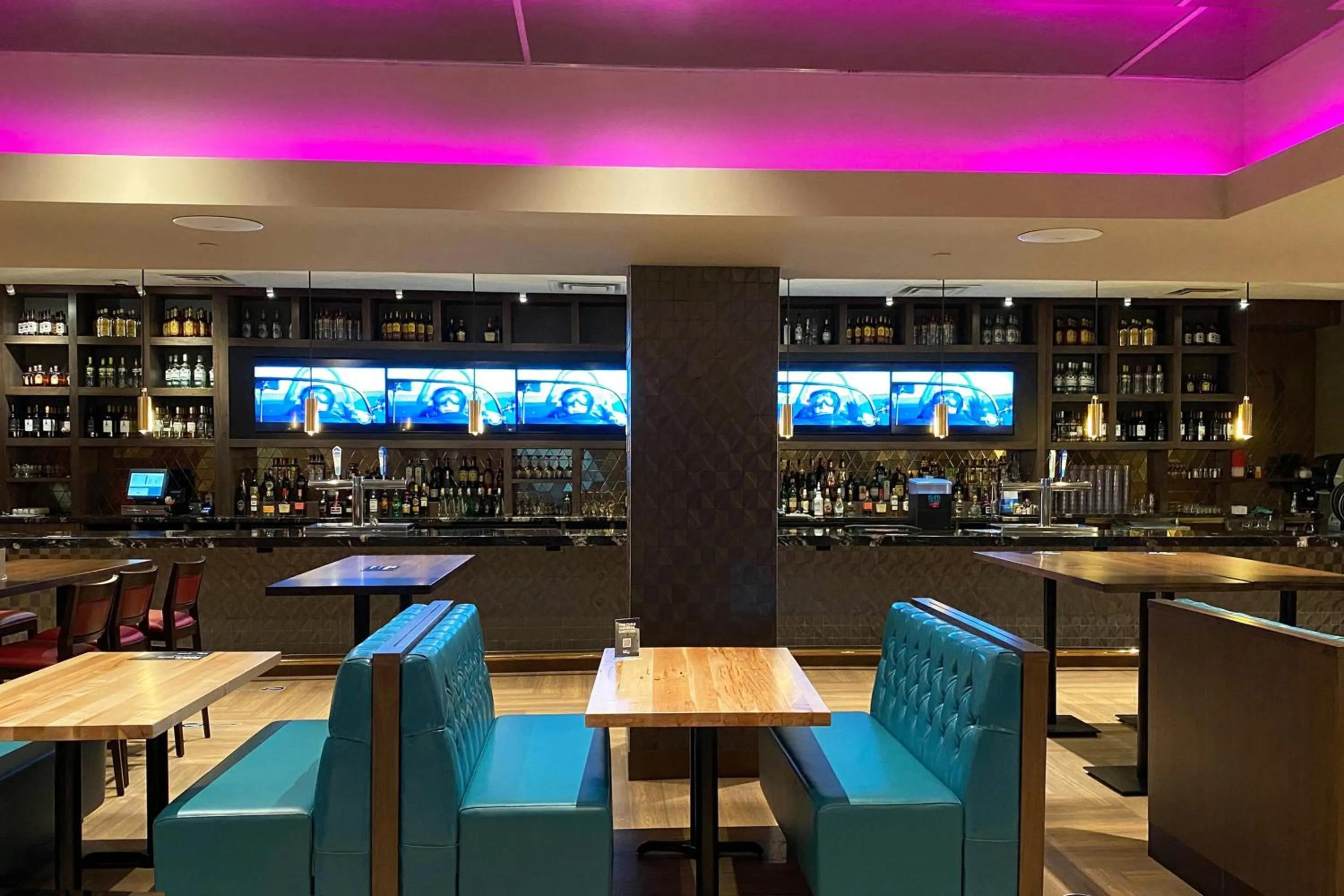 Restaurant/places to eat in Sheraton Fallsview Hotel