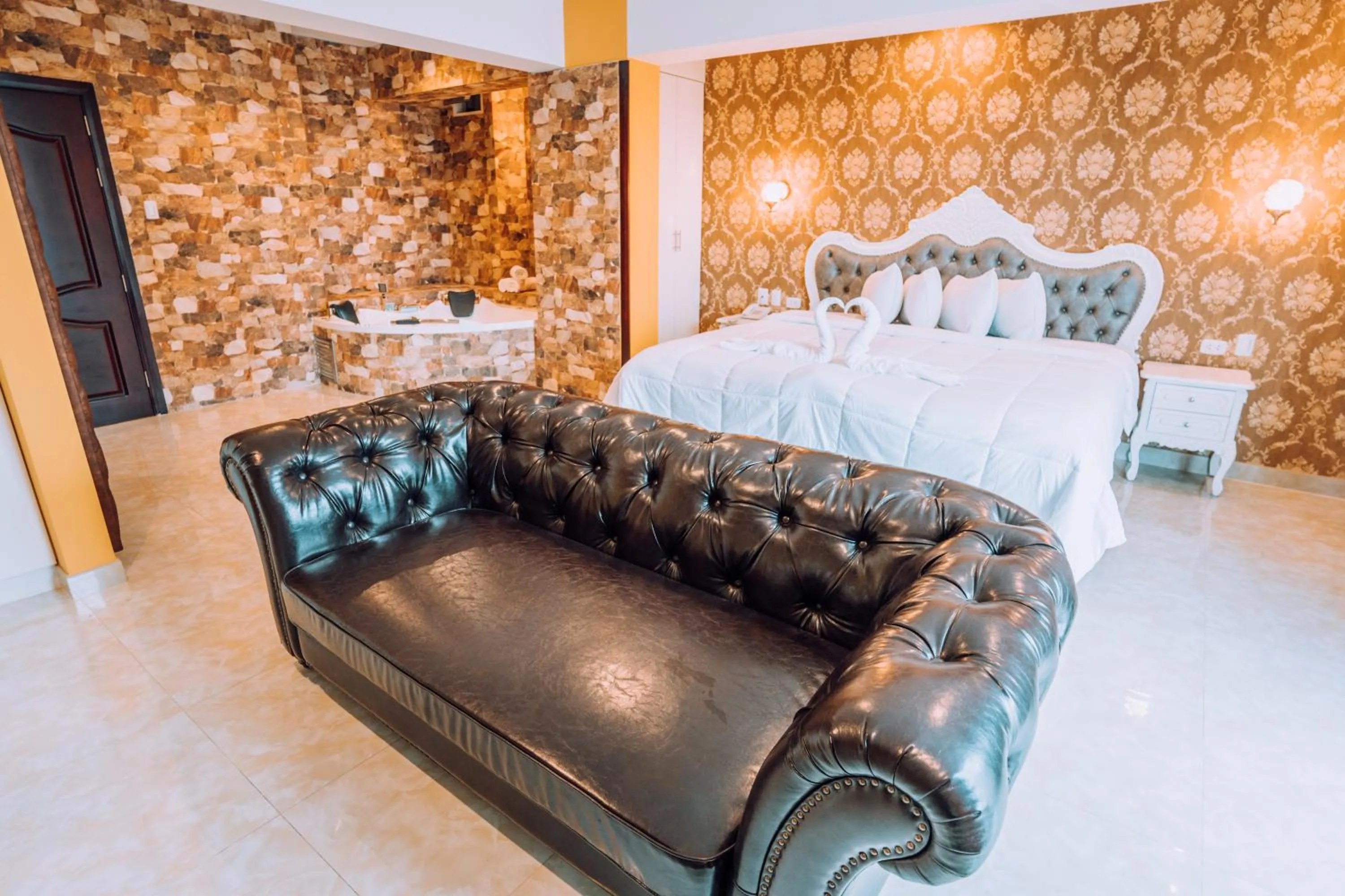 Bed in Lima Central Design Hotel Spa & Club