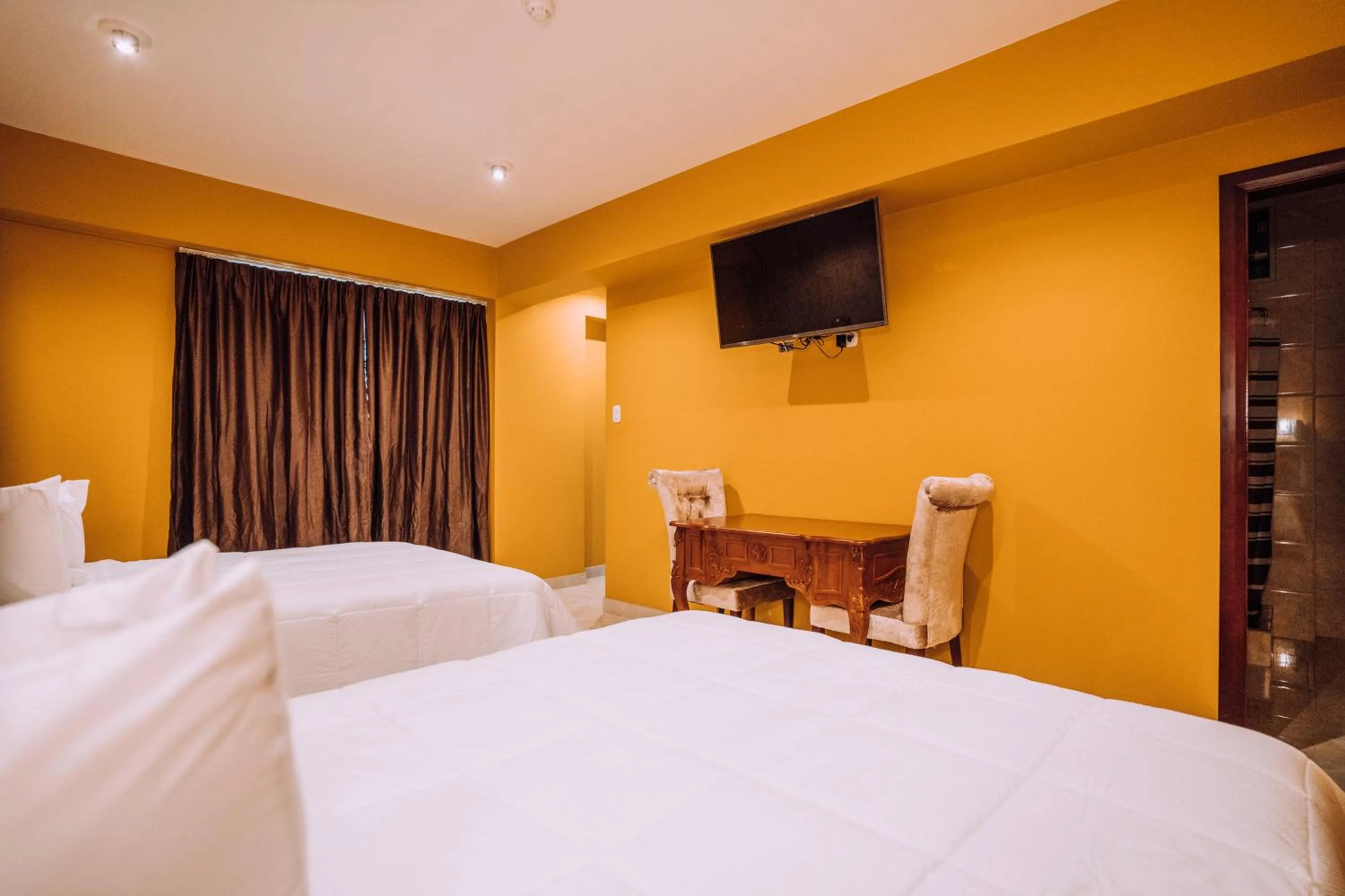 Bed in Lima Central Design Hotel Spa & Club