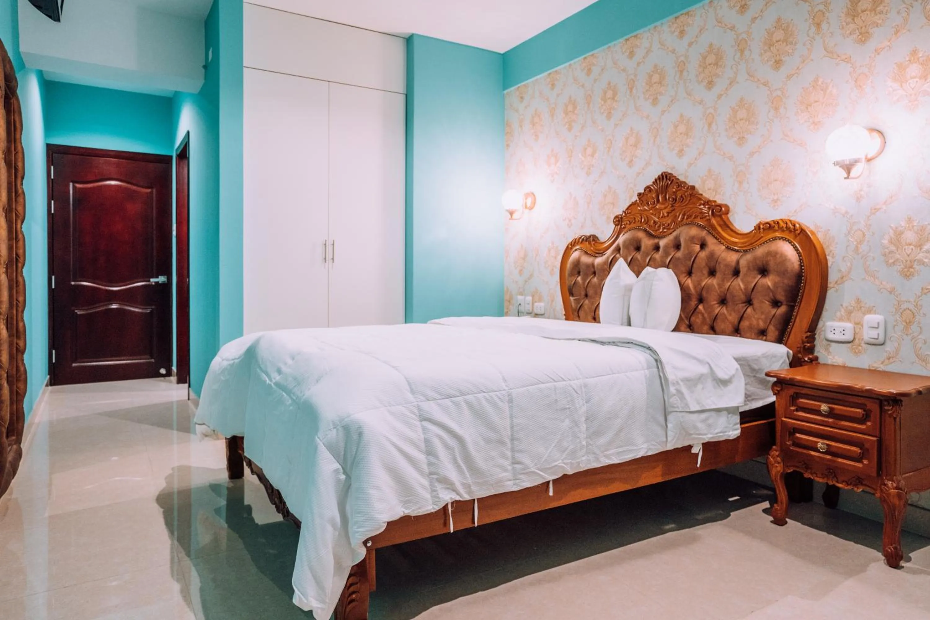 Bed in Lima Central Design Hotel Spa & Club