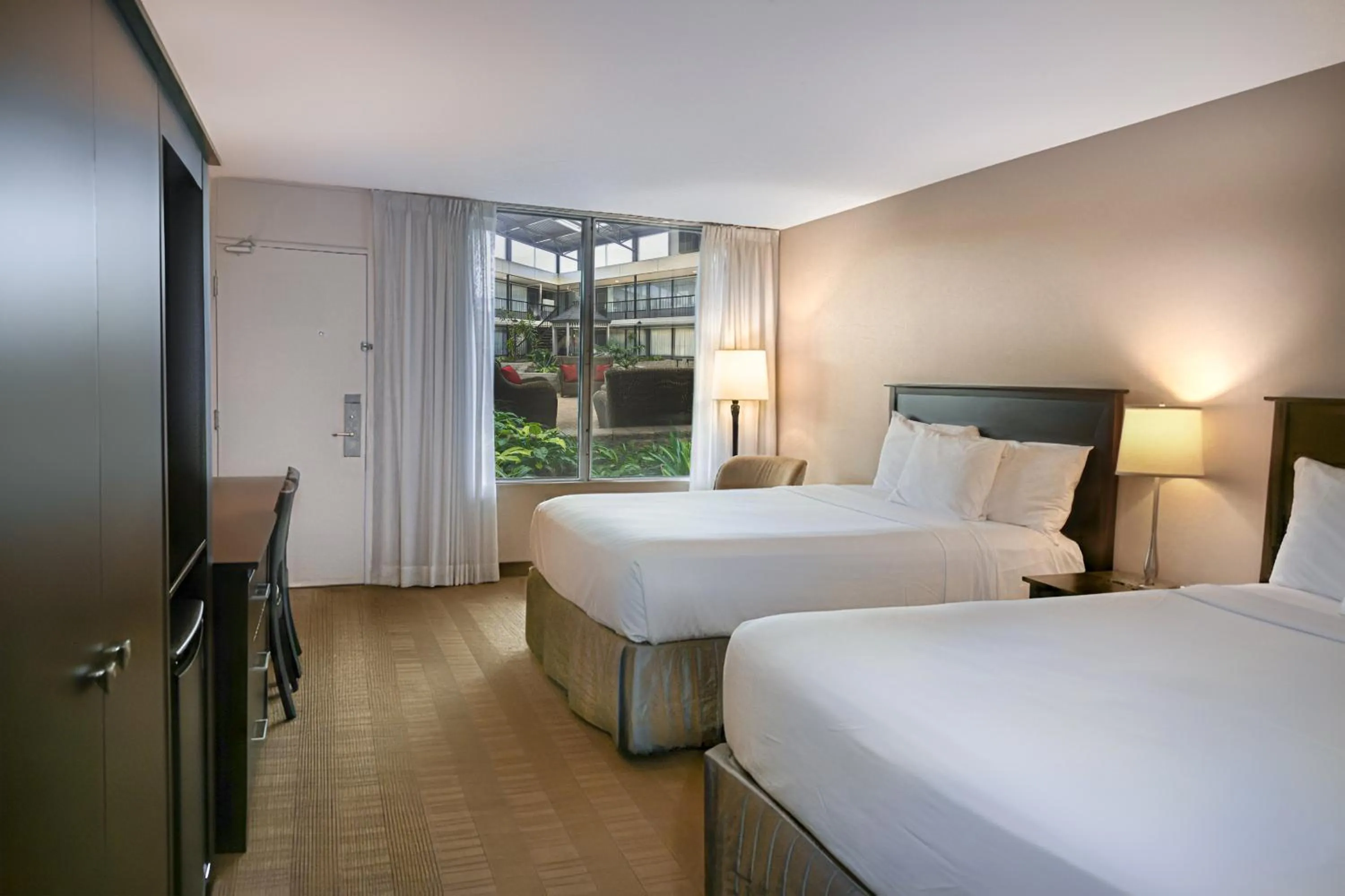 Photo of the whole room, Bed in Skyline Hotel & Waterpark