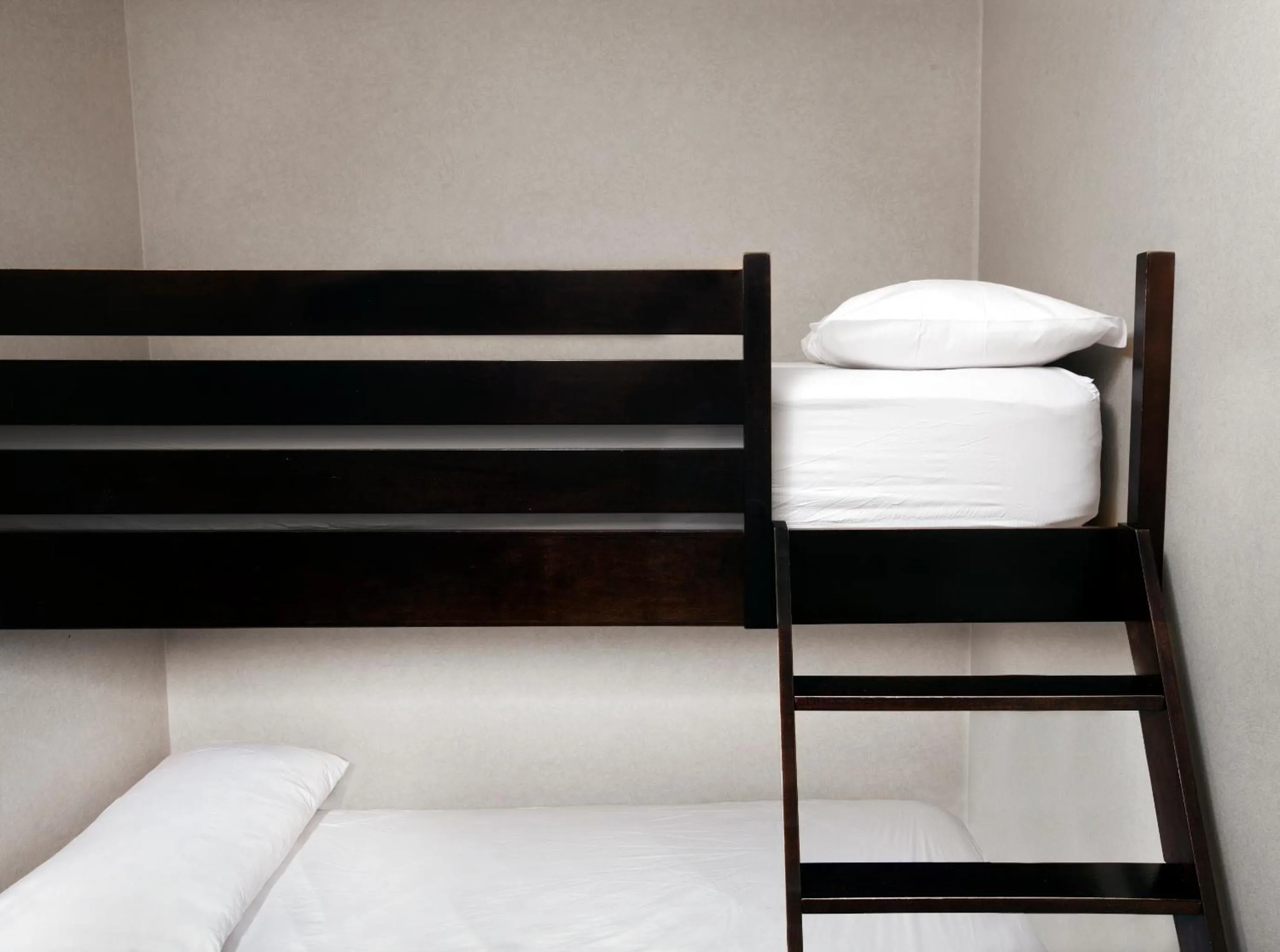 bunk bed, Bed in Skyline Hotel & Waterpark