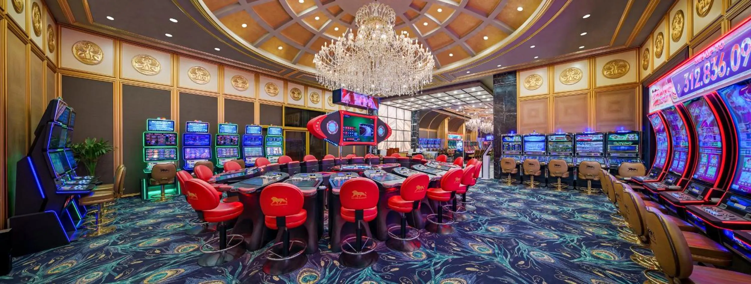 Casino in Les Ambassadeurs Hotel Casino&Marina