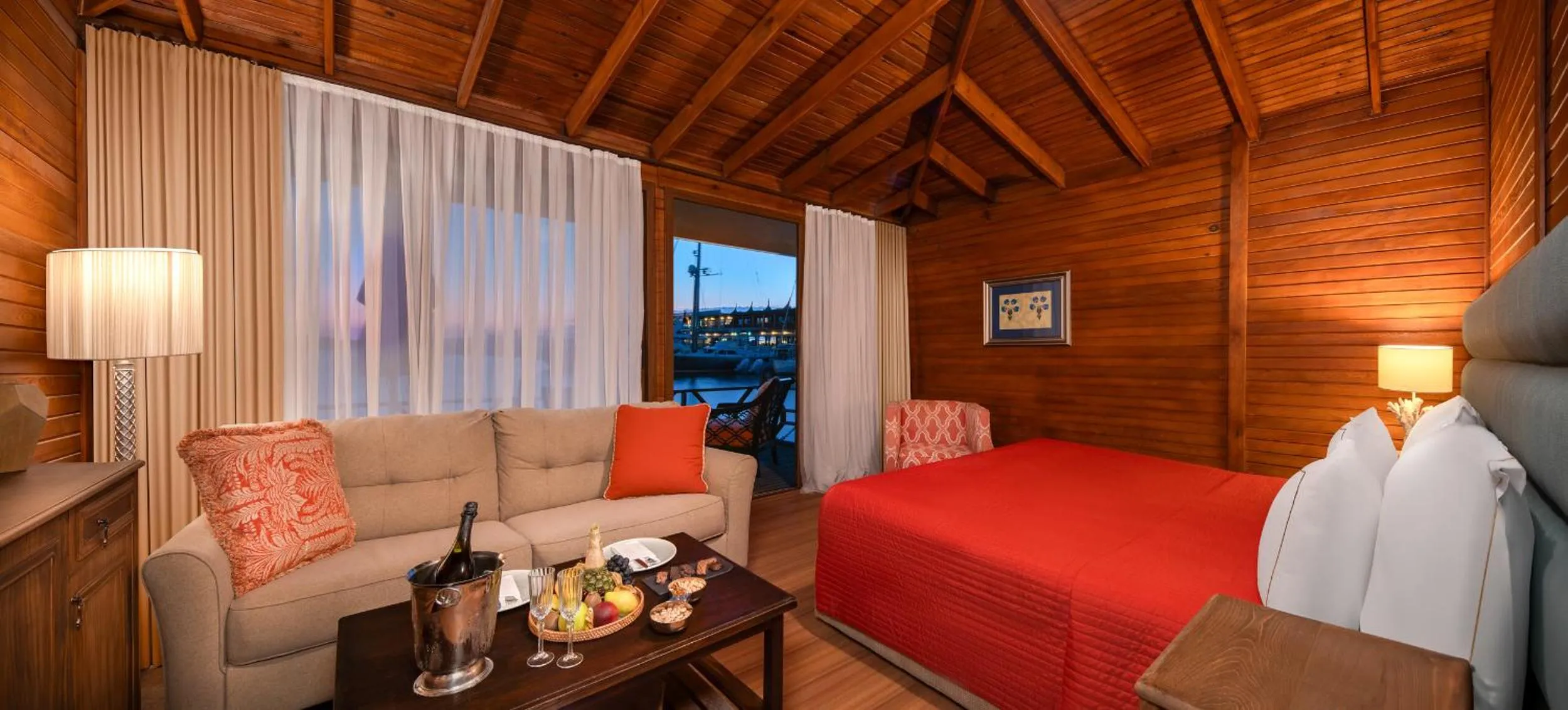 Massage in Les Ambassadeurs Hotel Casino&Marina