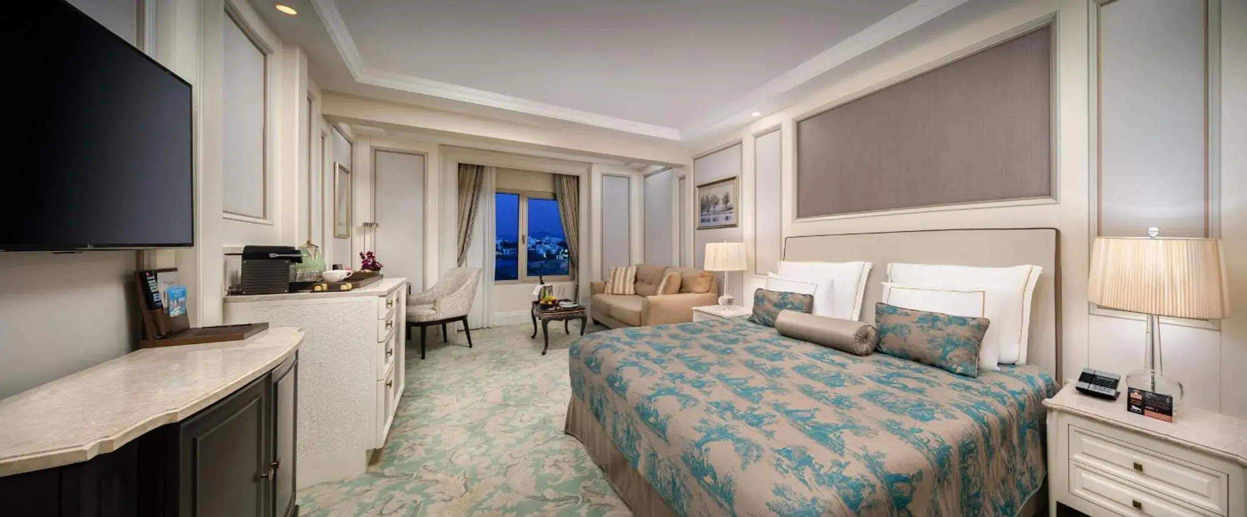 Standard Room - single occupancy in Les Ambassadeurs Hotel Casino&Marina Standard Room - single occupancy in Les Ambassadeurs Hotel Casino&Marina