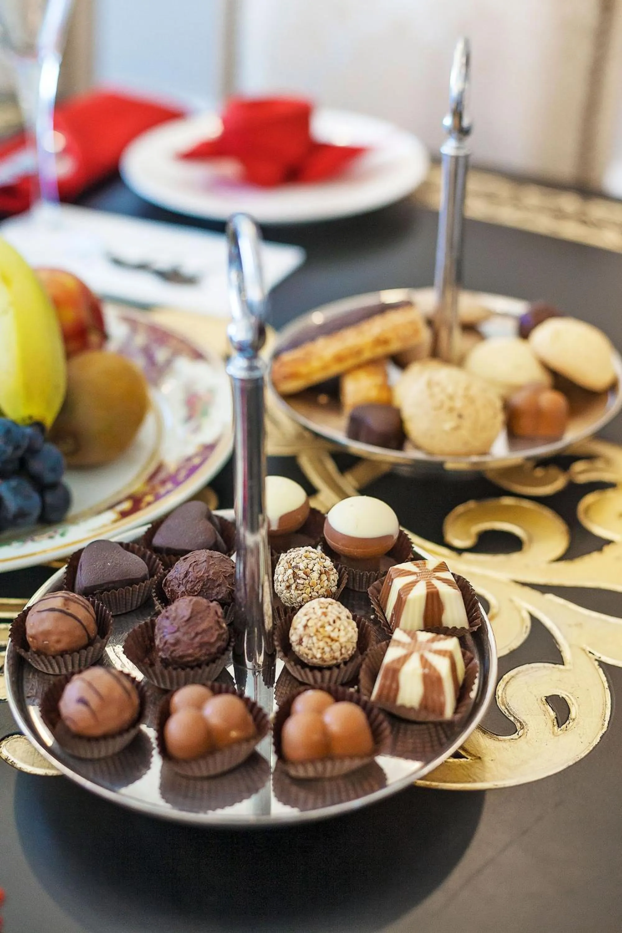 Bed in Les Ambassadeurs Hotel Casino&Marina