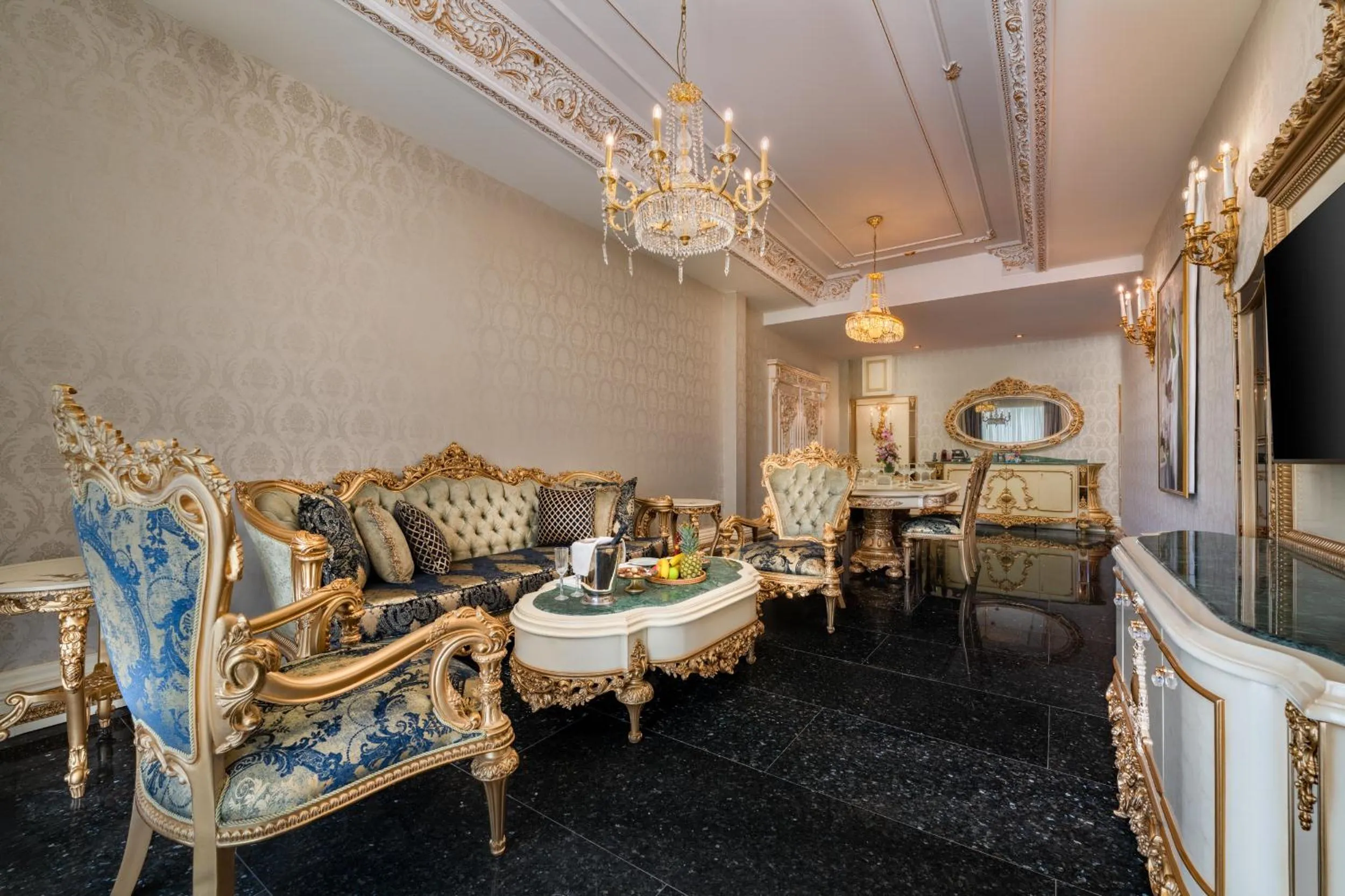 Massage in Les Ambassadeurs Hotel Casino&Marina