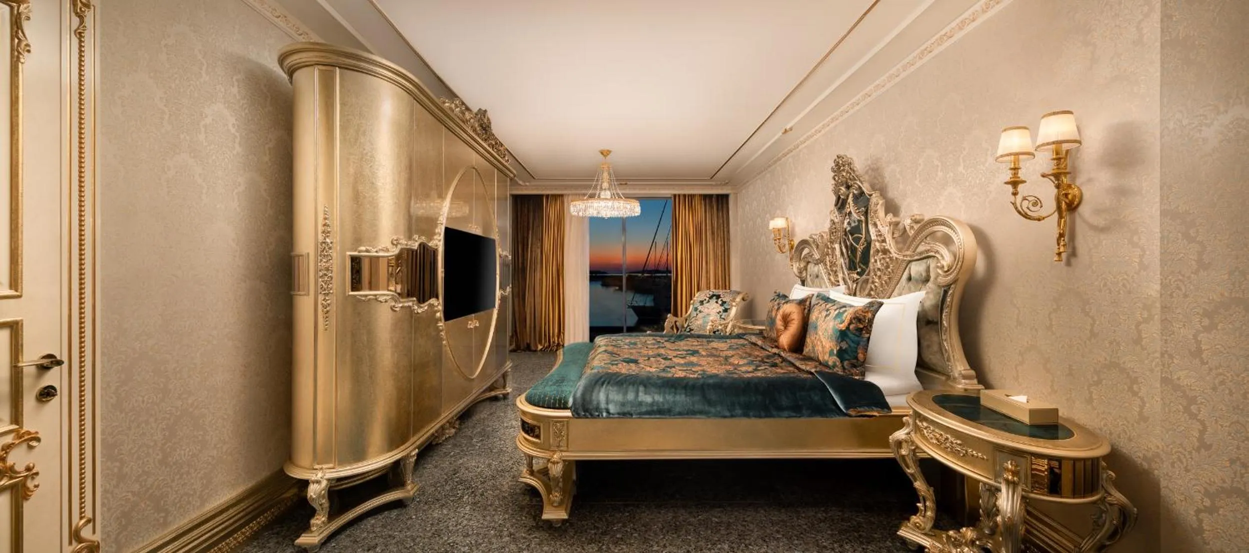 Massage, Bed in Les Ambassadeurs Hotel Casino&Marina