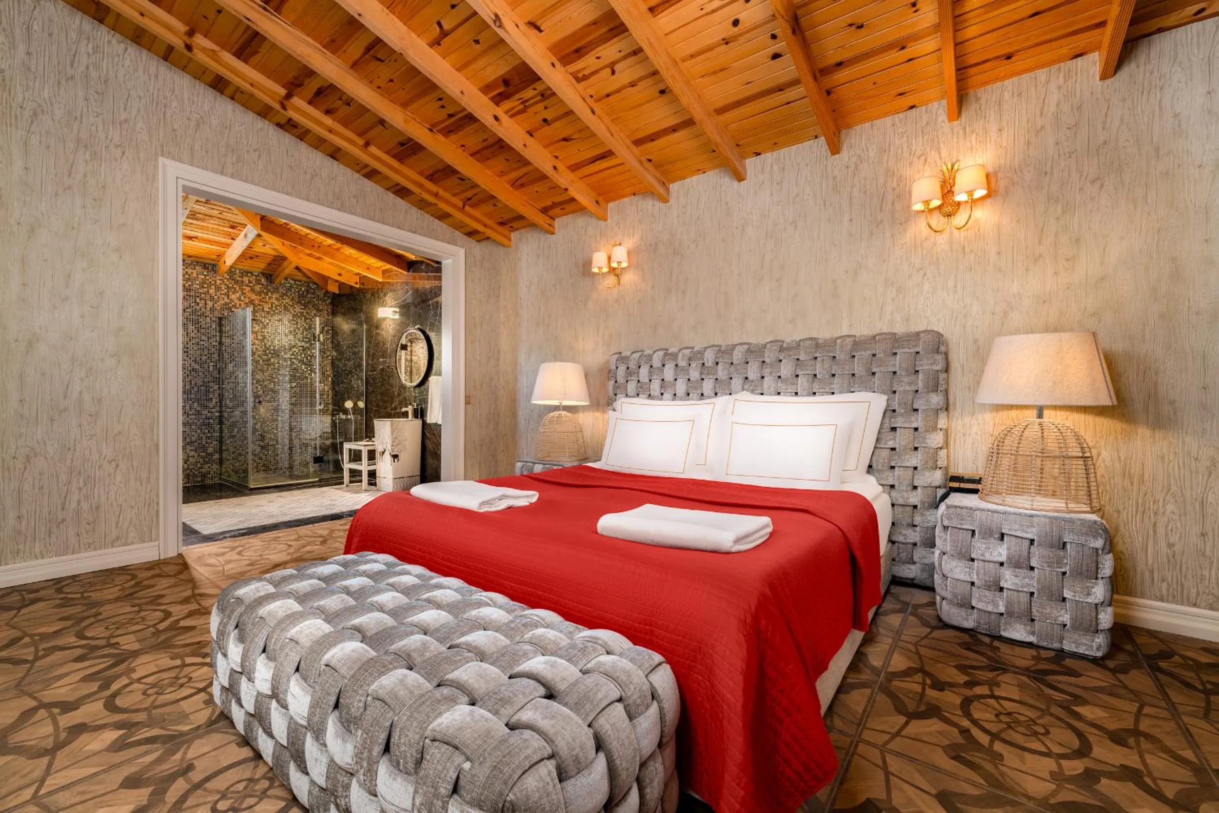 Massage, Bed in Les Ambassadeurs Hotel Casino&Marina