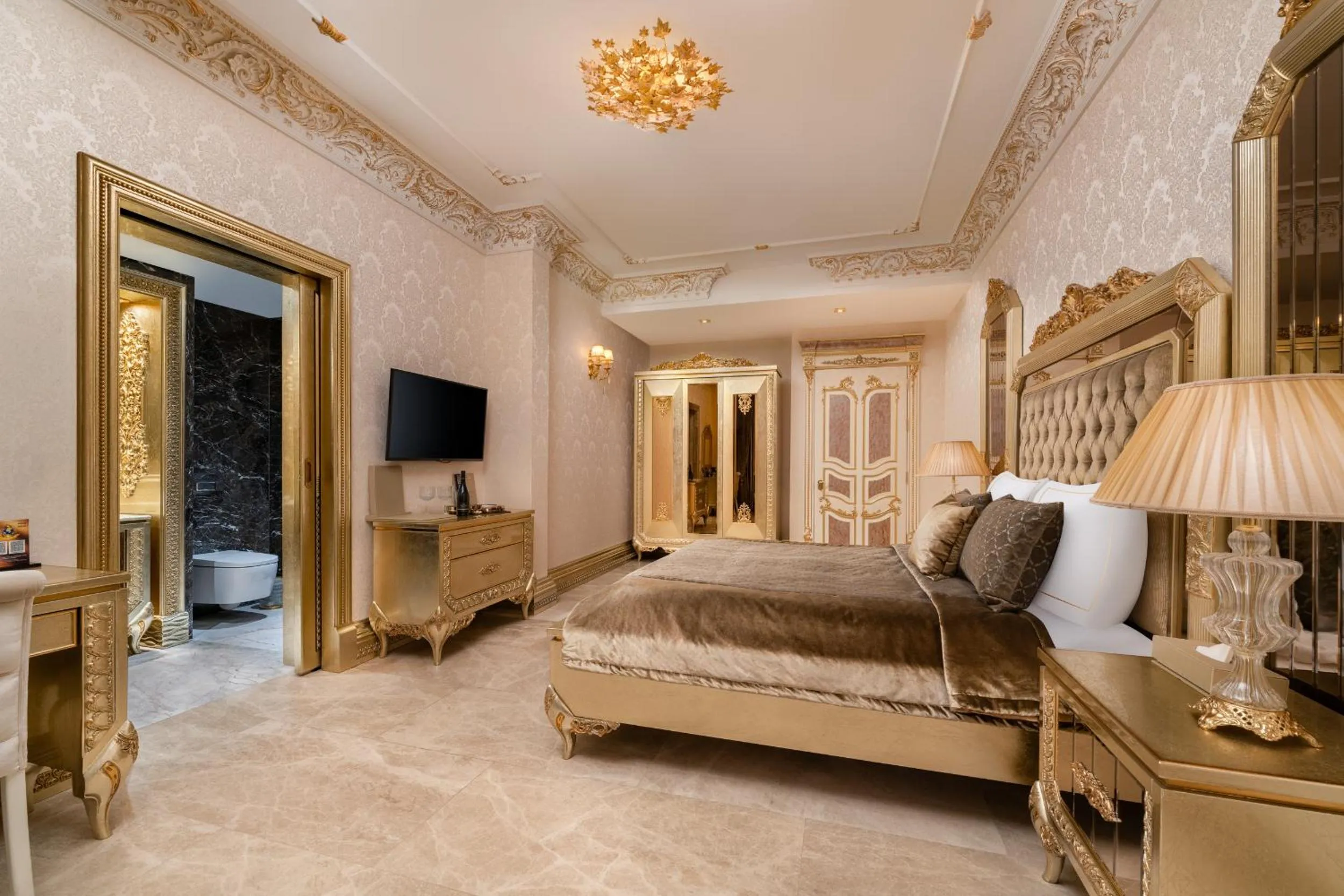 Photo of the whole room, Bed in Les Ambassadeurs Hotel Casino&Marina