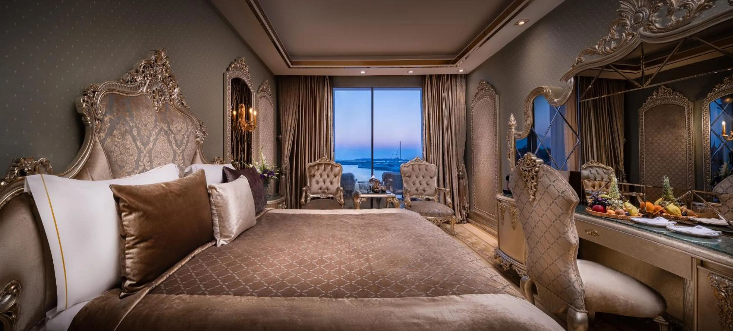 Photo of the whole room, Bed in Les Ambassadeurs Hotel Casino&Marina