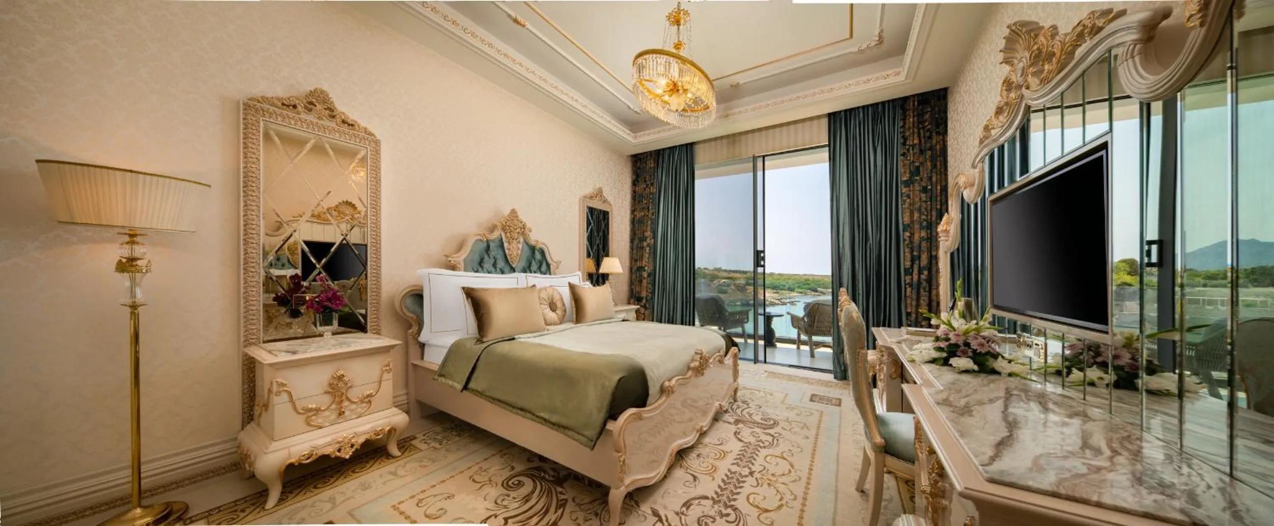 Massage, Bed in Les Ambassadeurs Hotel Casino&Marina