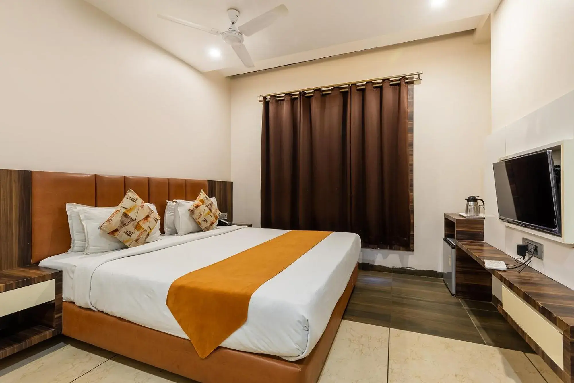 Superior Double Room - single occupancy in Hotel The Bentree Superior Double Room - single occupancy in Hotel The Bentree