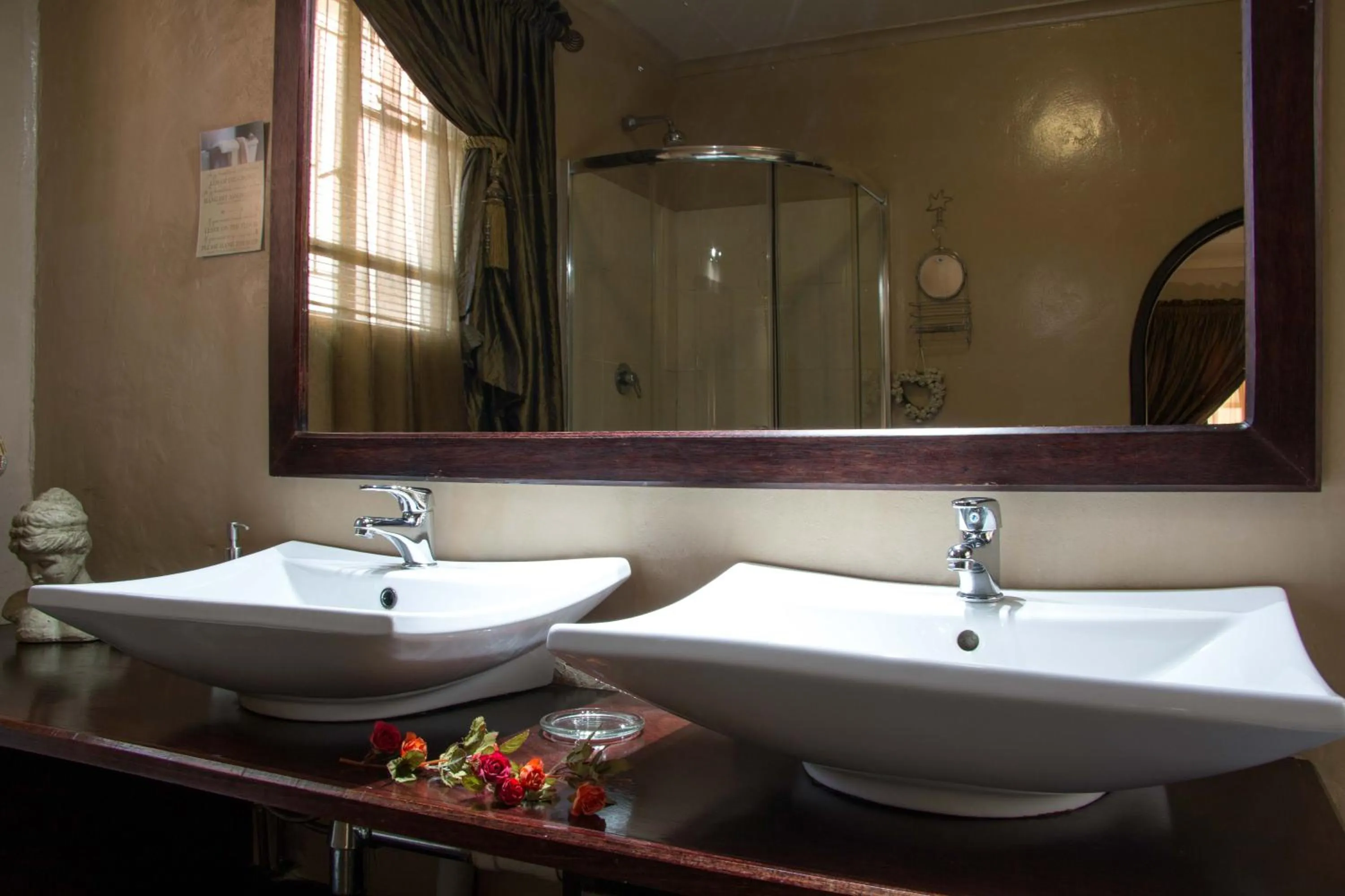 Bathroom in Zoete Rust Boutique Hotel