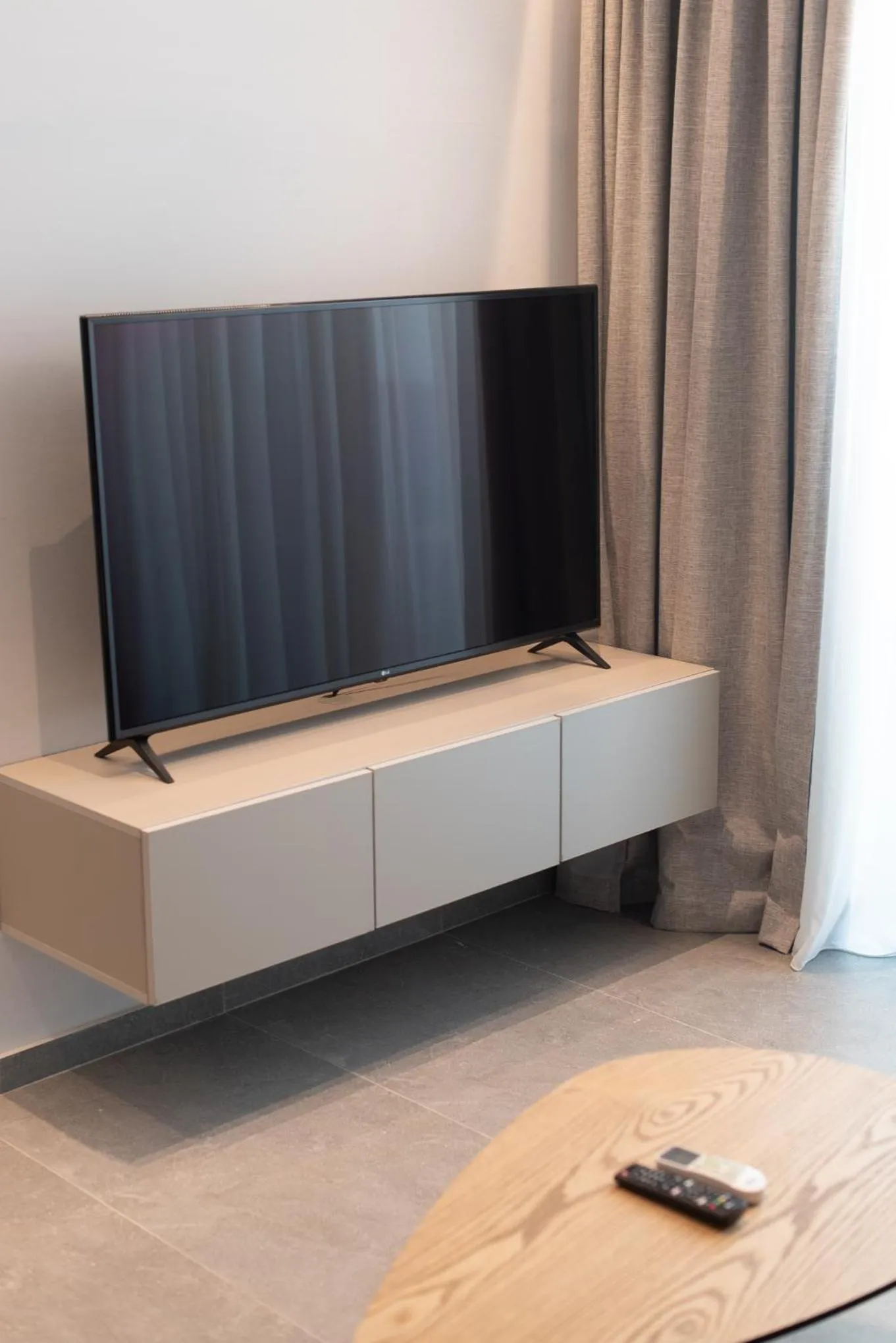 TV and multimedia in The Residences Kalamata