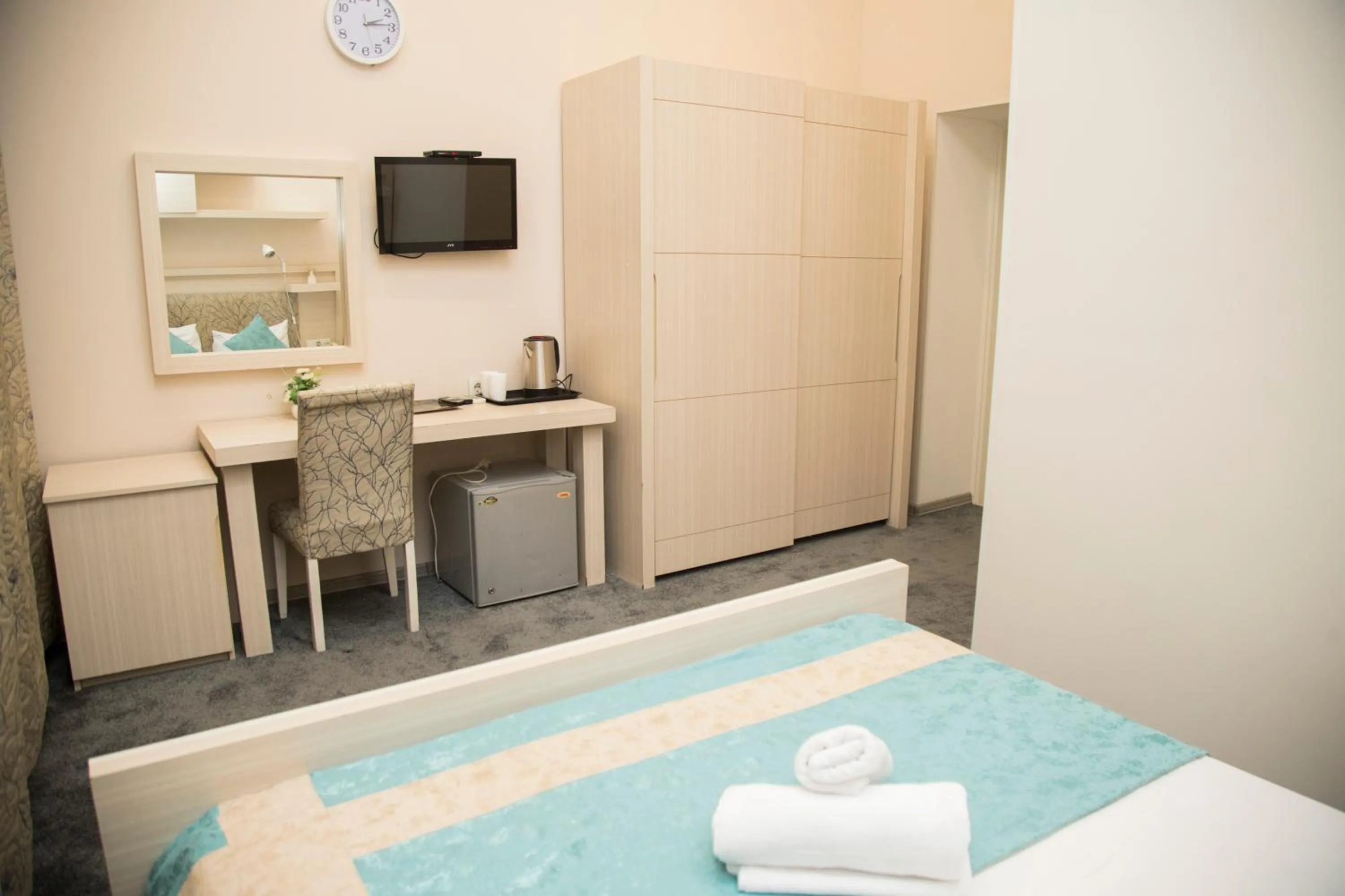 Bed in Bristol Hotel