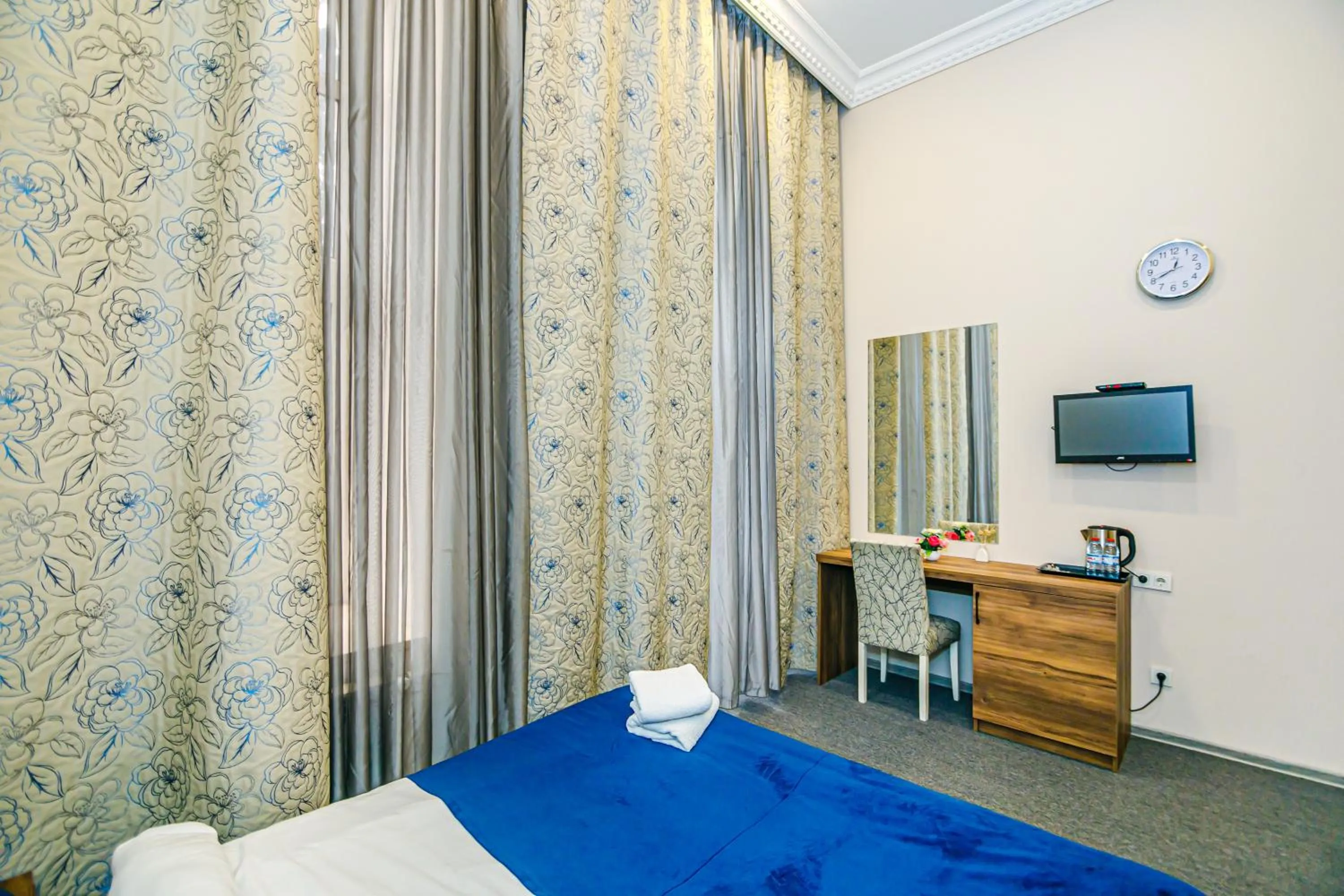 Bedroom in GREEN PARK iNN