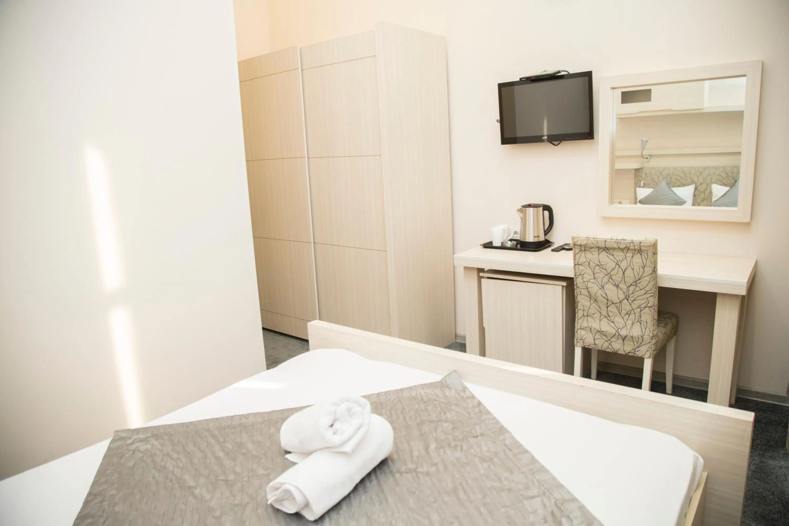 Bed in Bristol Hotel