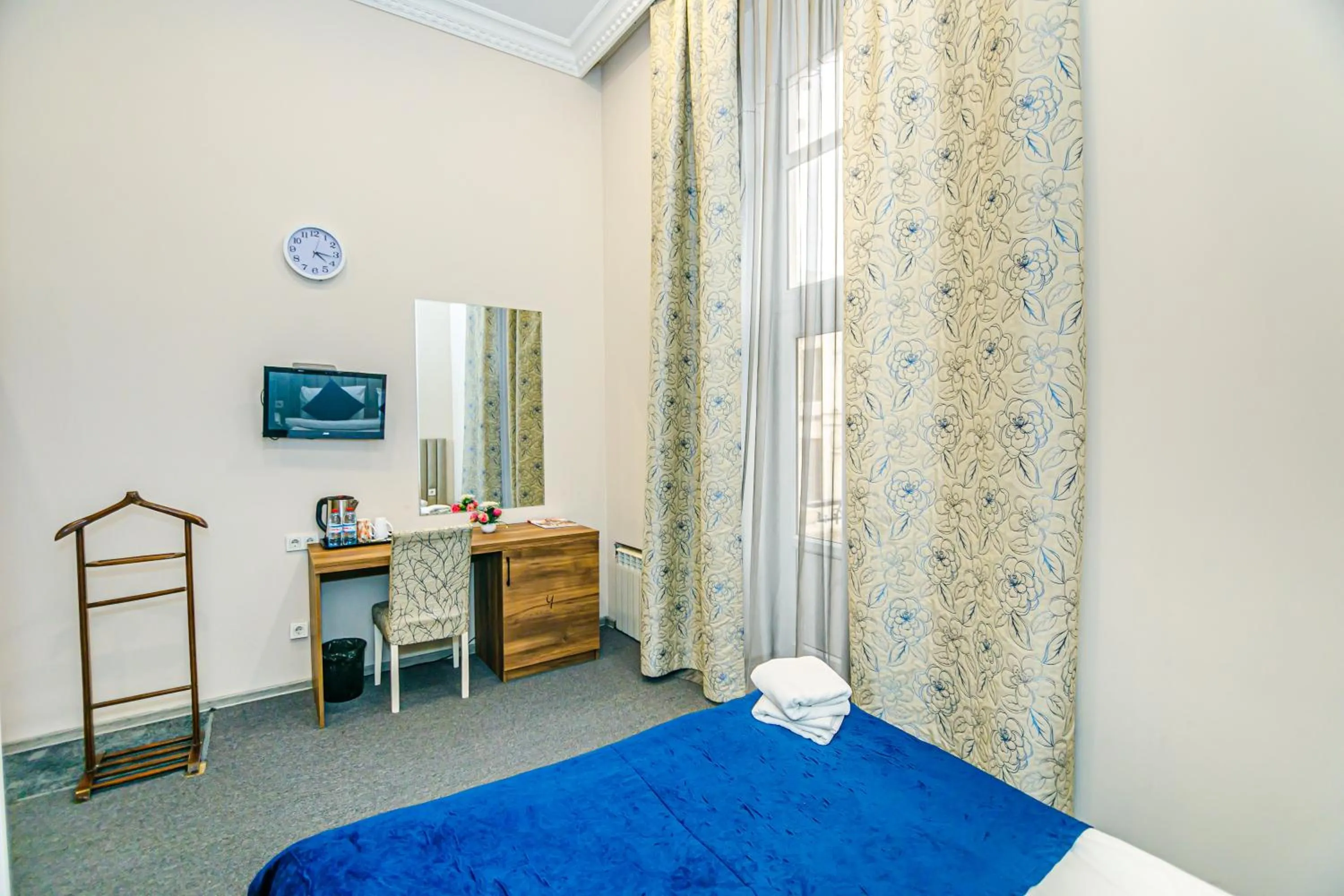 Bedroom in GREEN PARK iNN