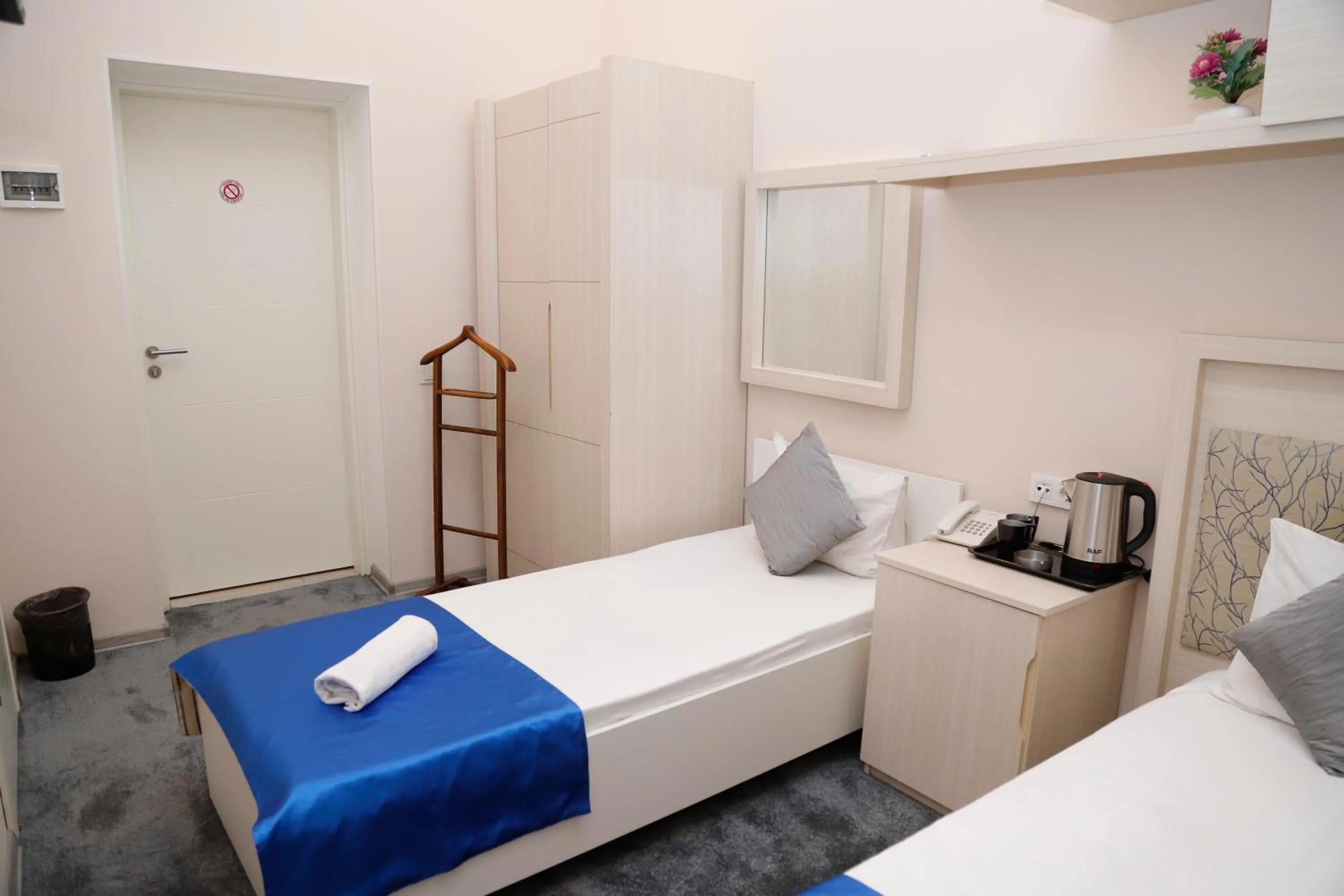 Bed in Bristol Hotel