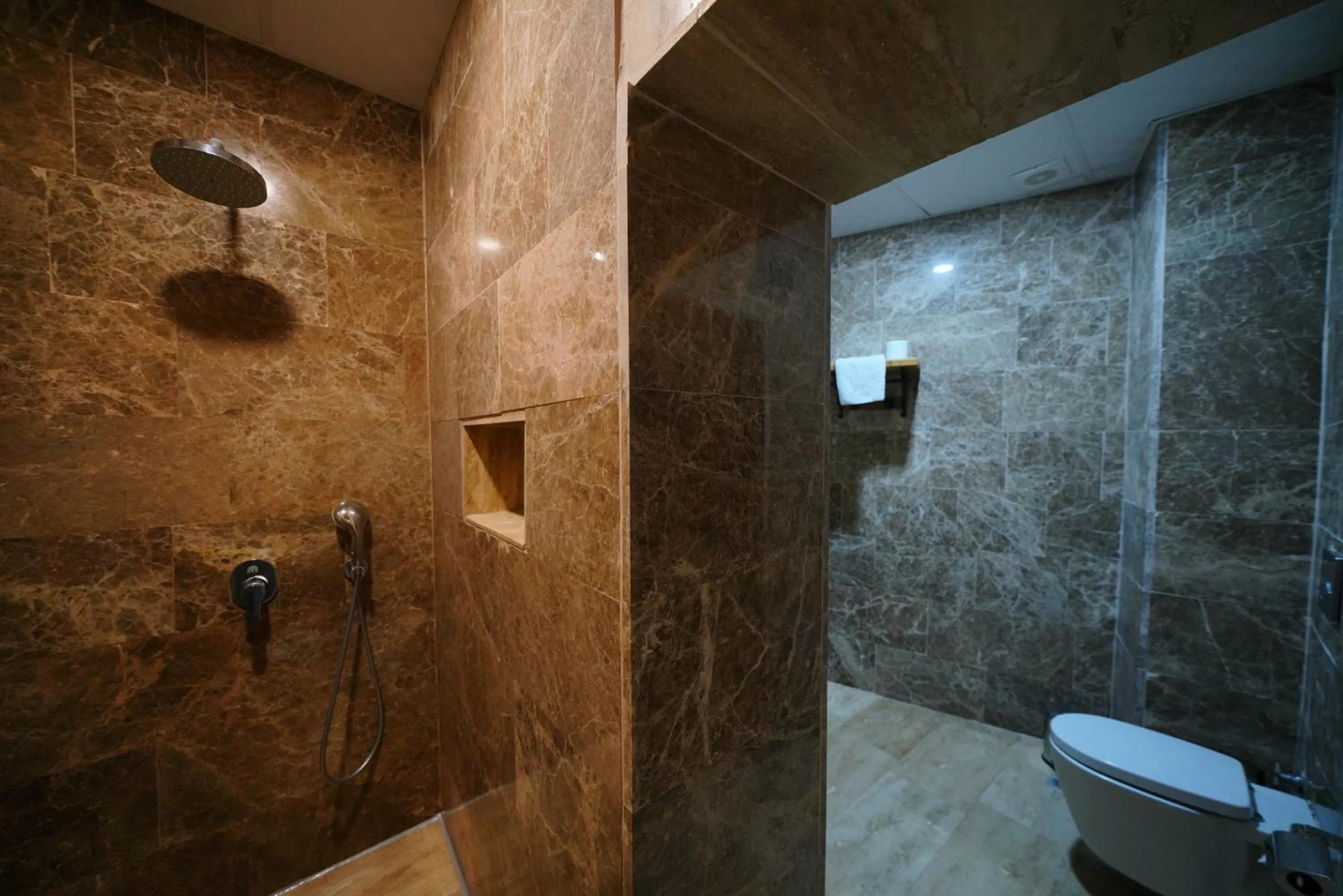 Shower in Göreme Cave Lodge