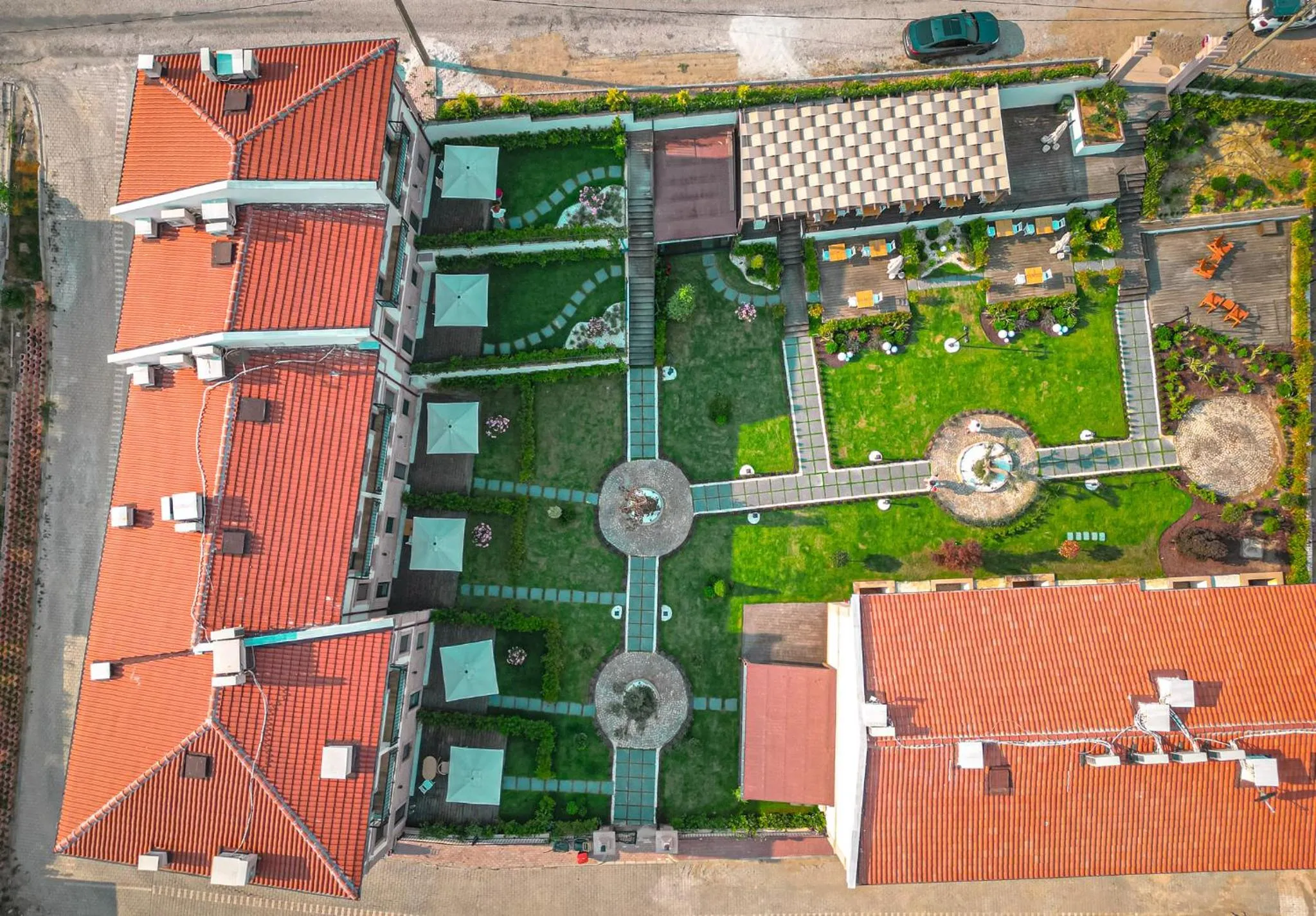 Property building in Oikos Bozcaada