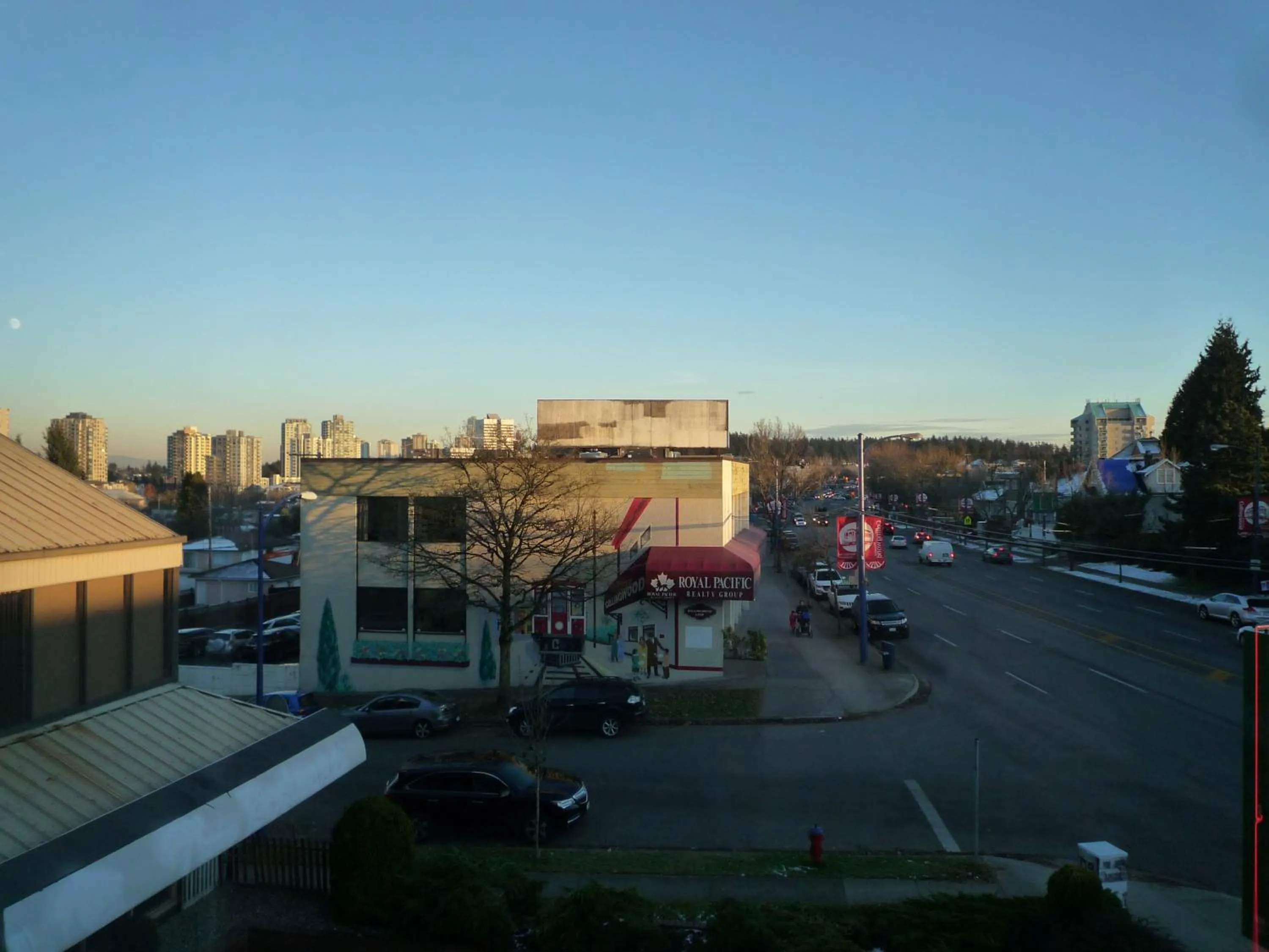 Neighbourhood in Cassandra Hotel