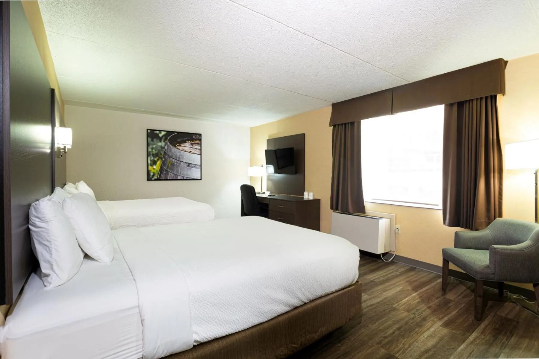 Bed in Days Inn by Wyndham Fallsview
