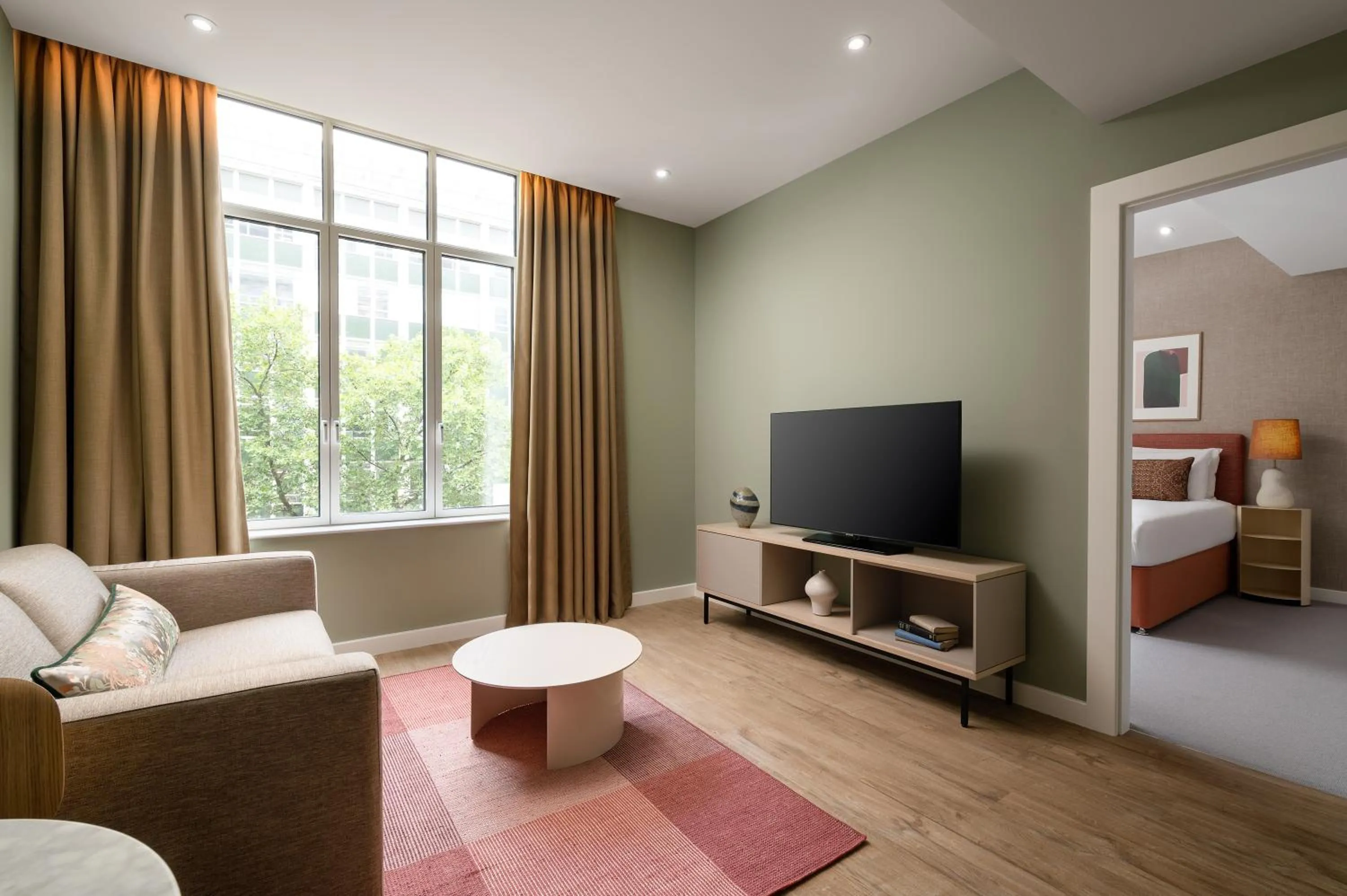 TV and multimedia, Bed in The Lincoln Suites