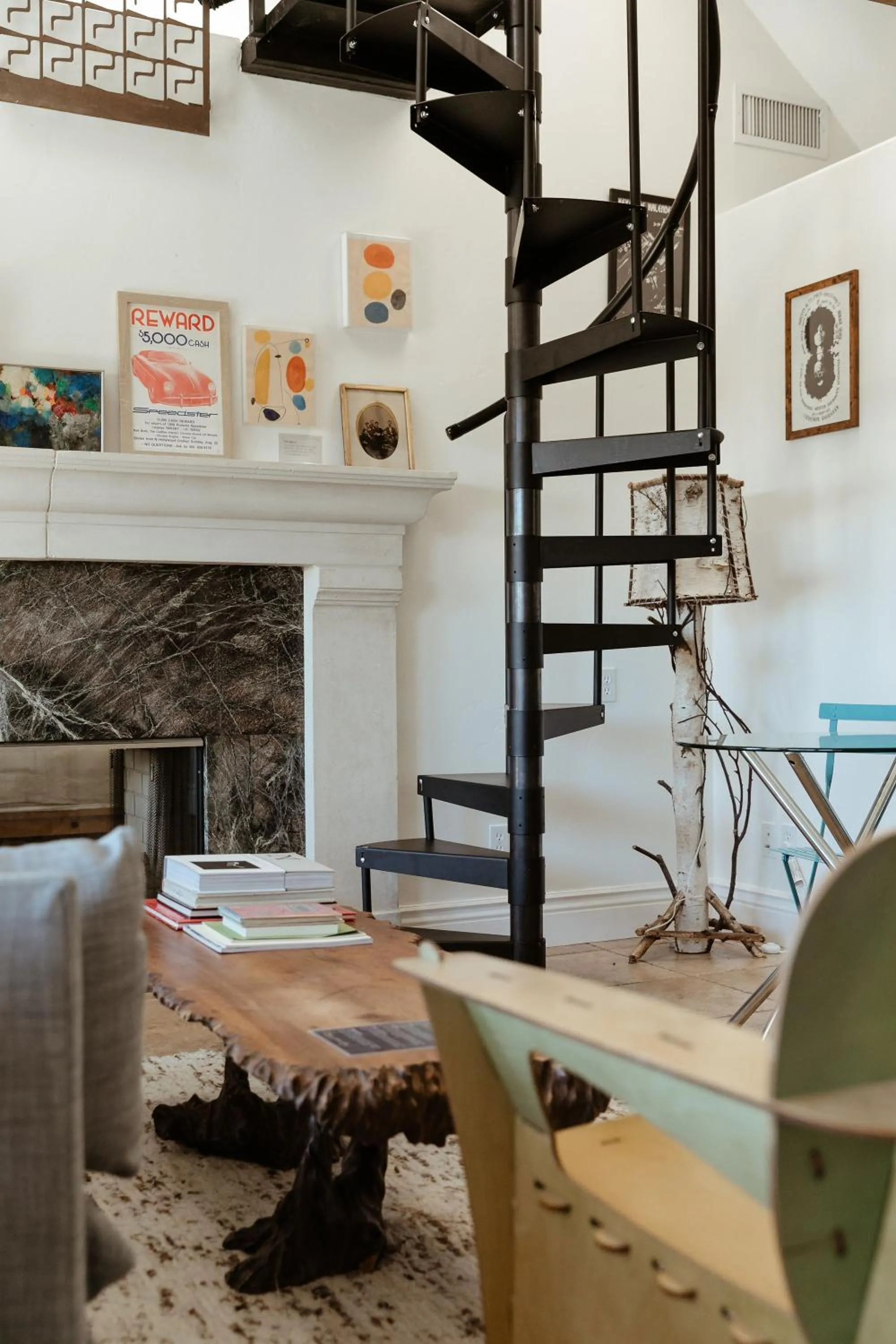 Decorative detail in Inn Paradiso