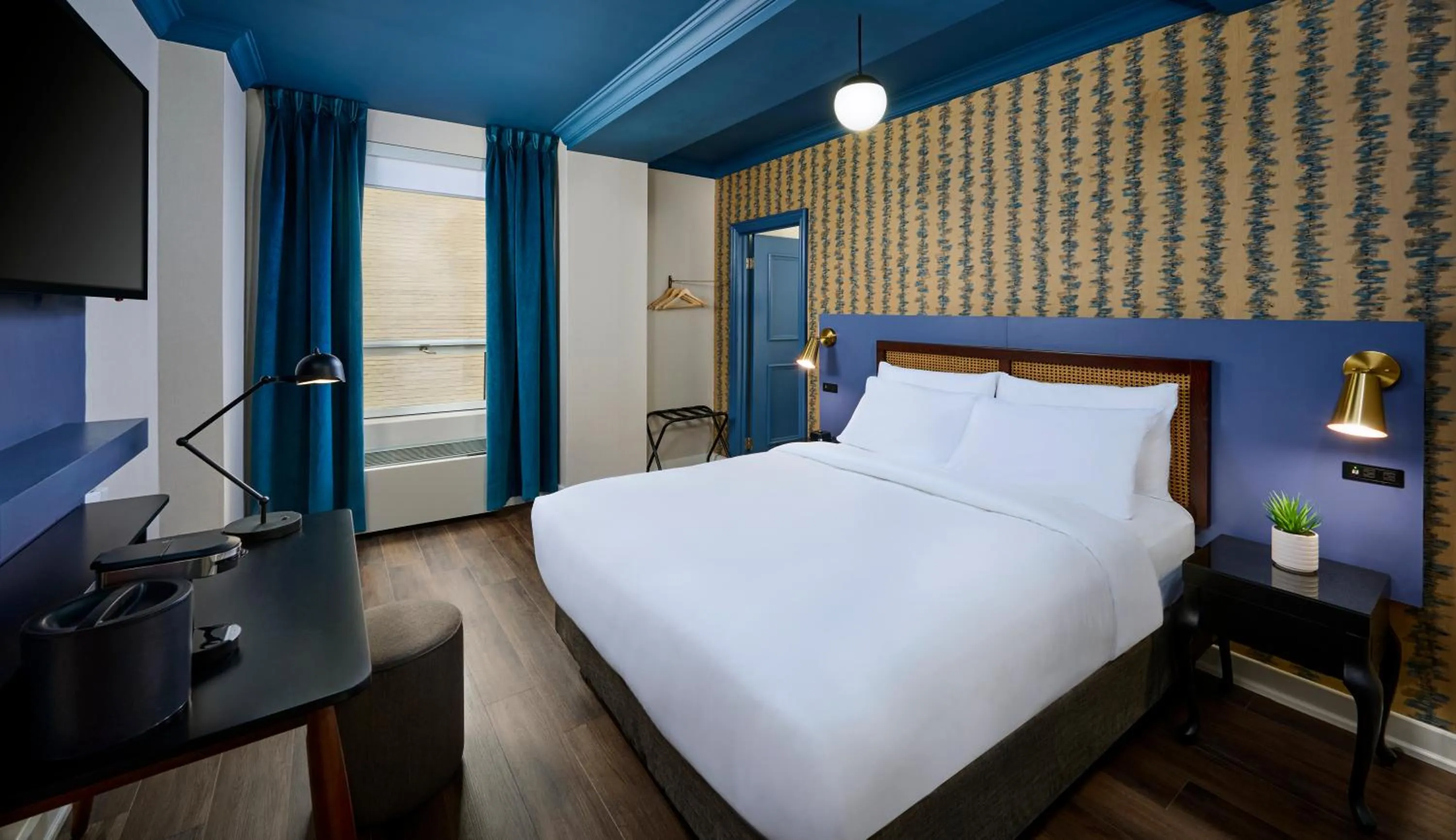 Business Queen Room in Hotel Victoria