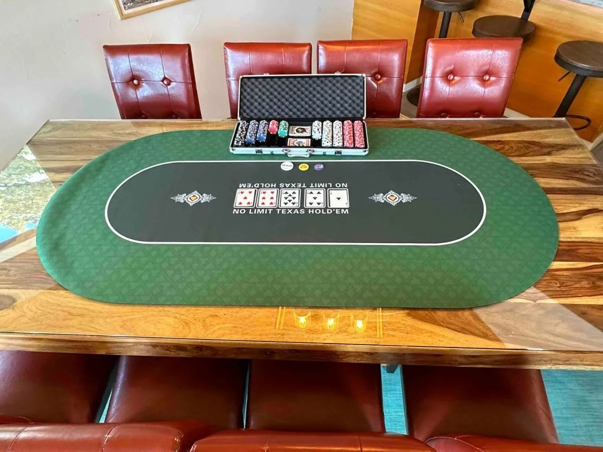 Casino in Tahoe Donner Luxury, Sleeps 14, Hot tub, 3100 sqft