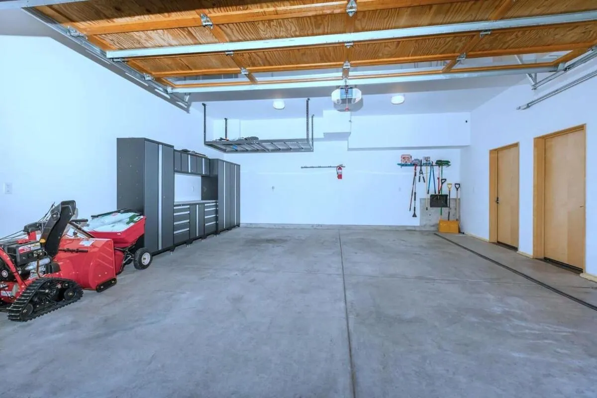 Tahoe Donner Luxury, Sleeps 14, Hot tub, 3100 sqft