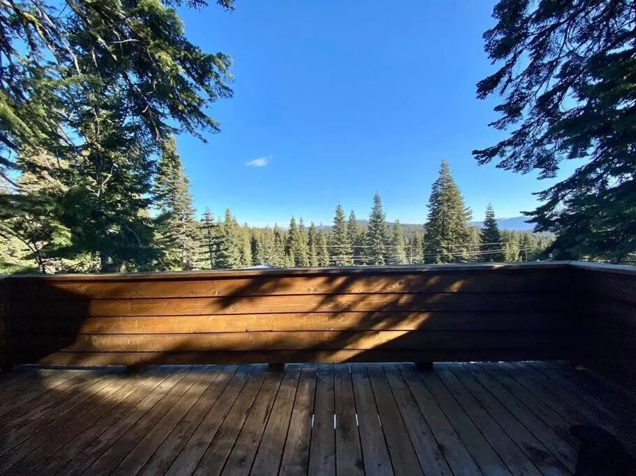 Tahoe Donner Luxury, Sleeps 14, Hot tub, 3100 sqft